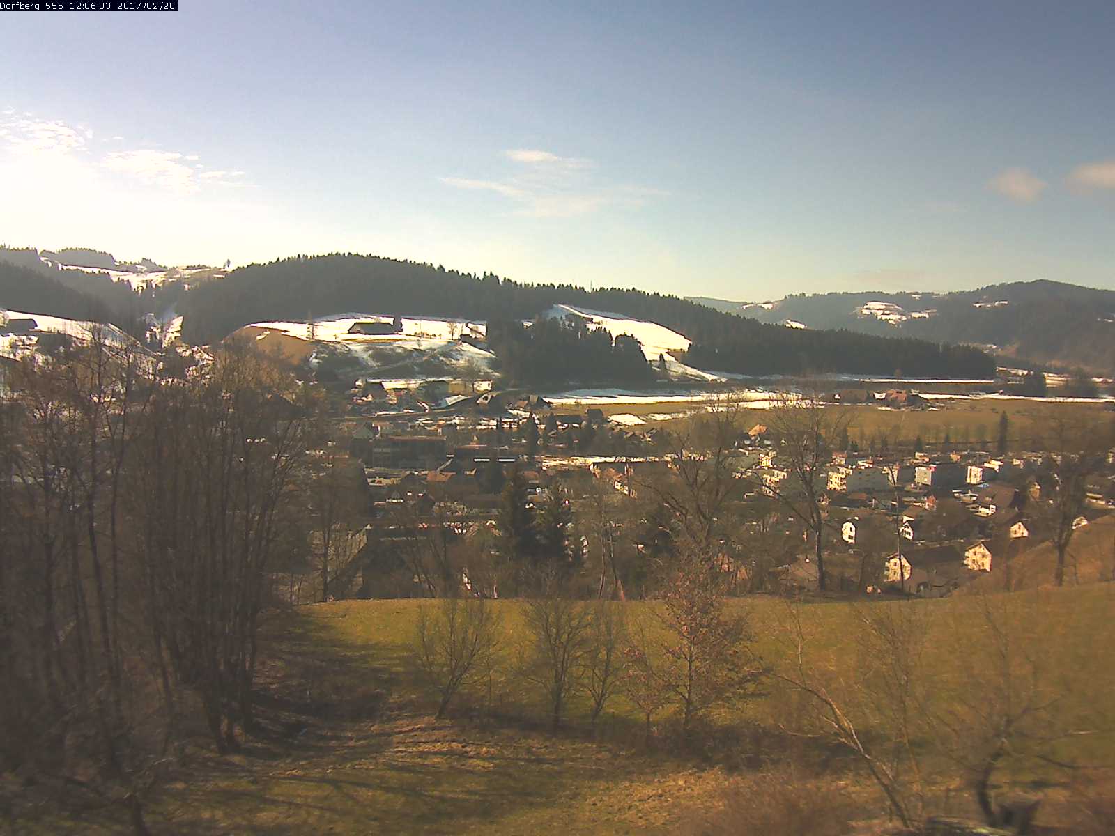 Webcam-Bild: Aussicht vom Dorfberg in Langnau 20170220-120601