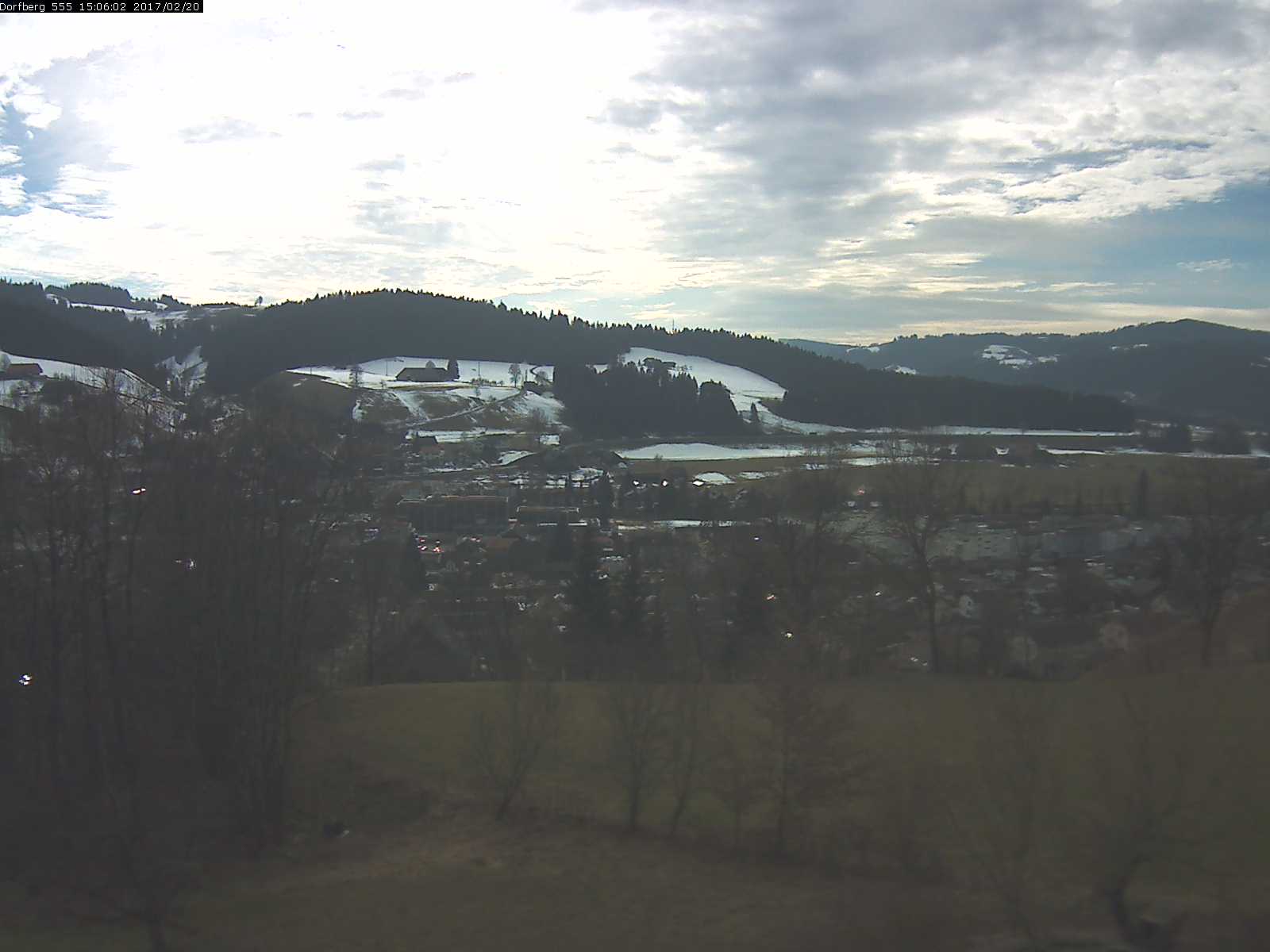 Webcam-Bild: Aussicht vom Dorfberg in Langnau 20170220-150601