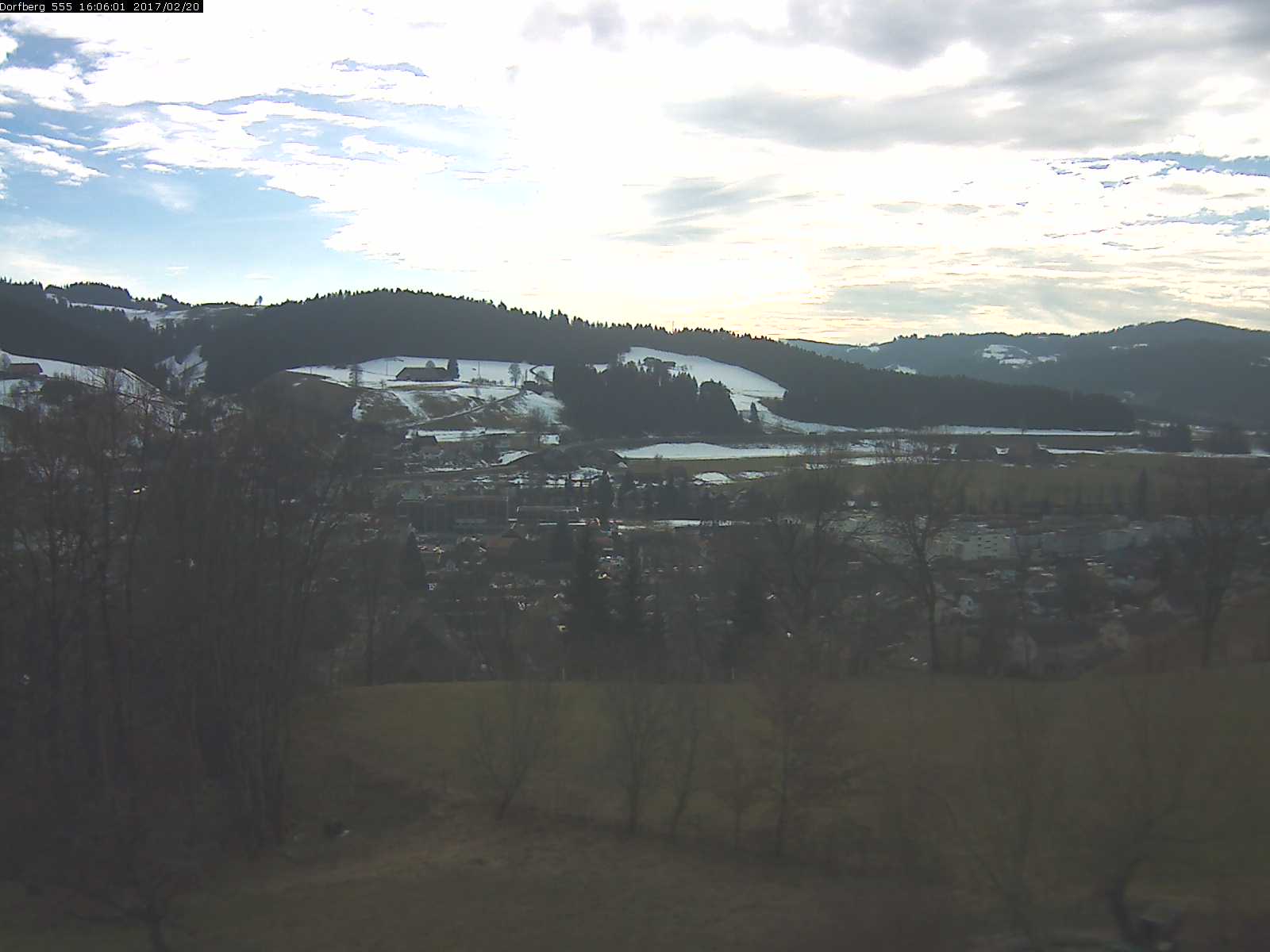 Webcam-Bild: Aussicht vom Dorfberg in Langnau 20170220-160601