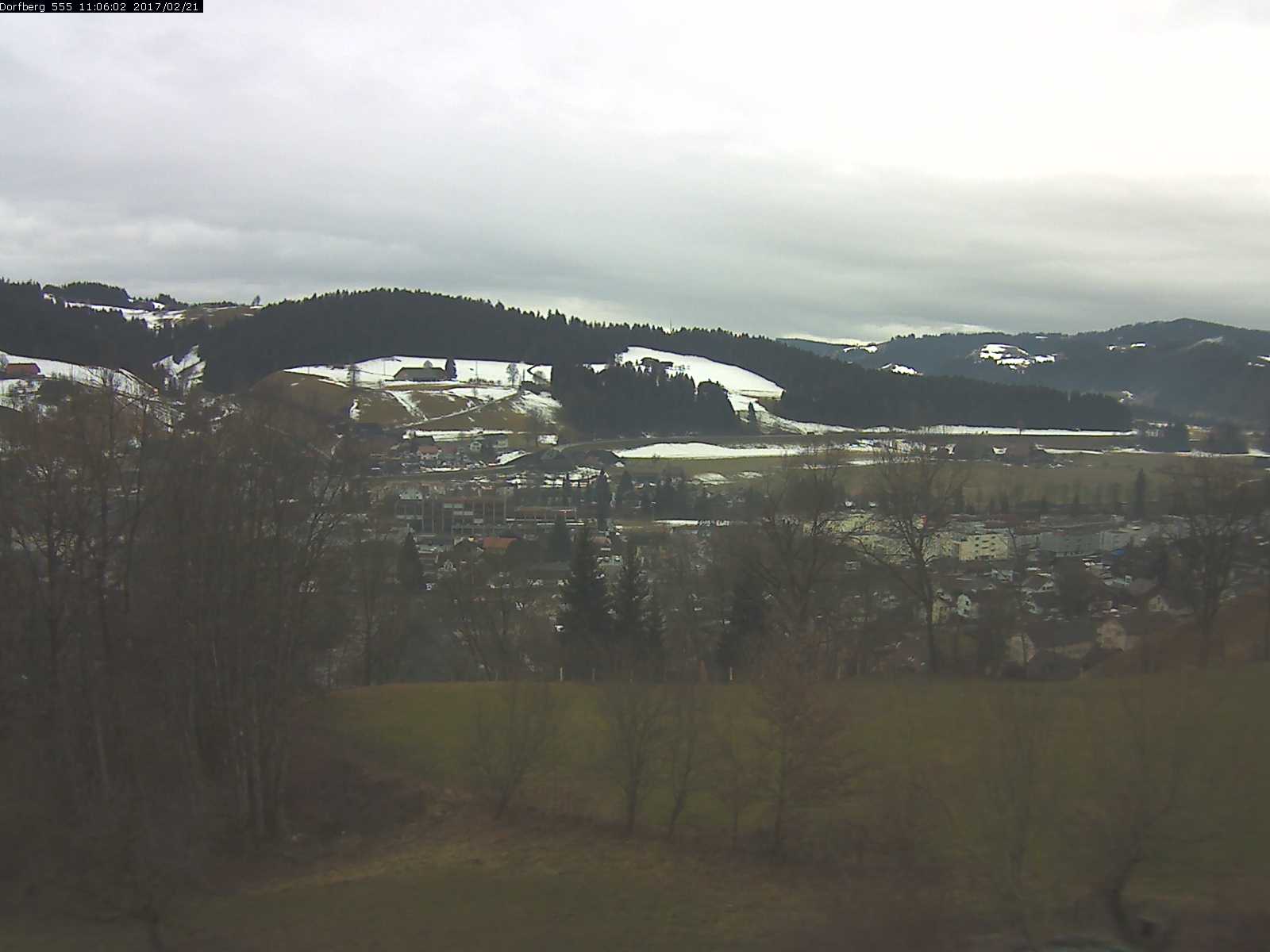 Webcam-Bild: Aussicht vom Dorfberg in Langnau 20170221-110601