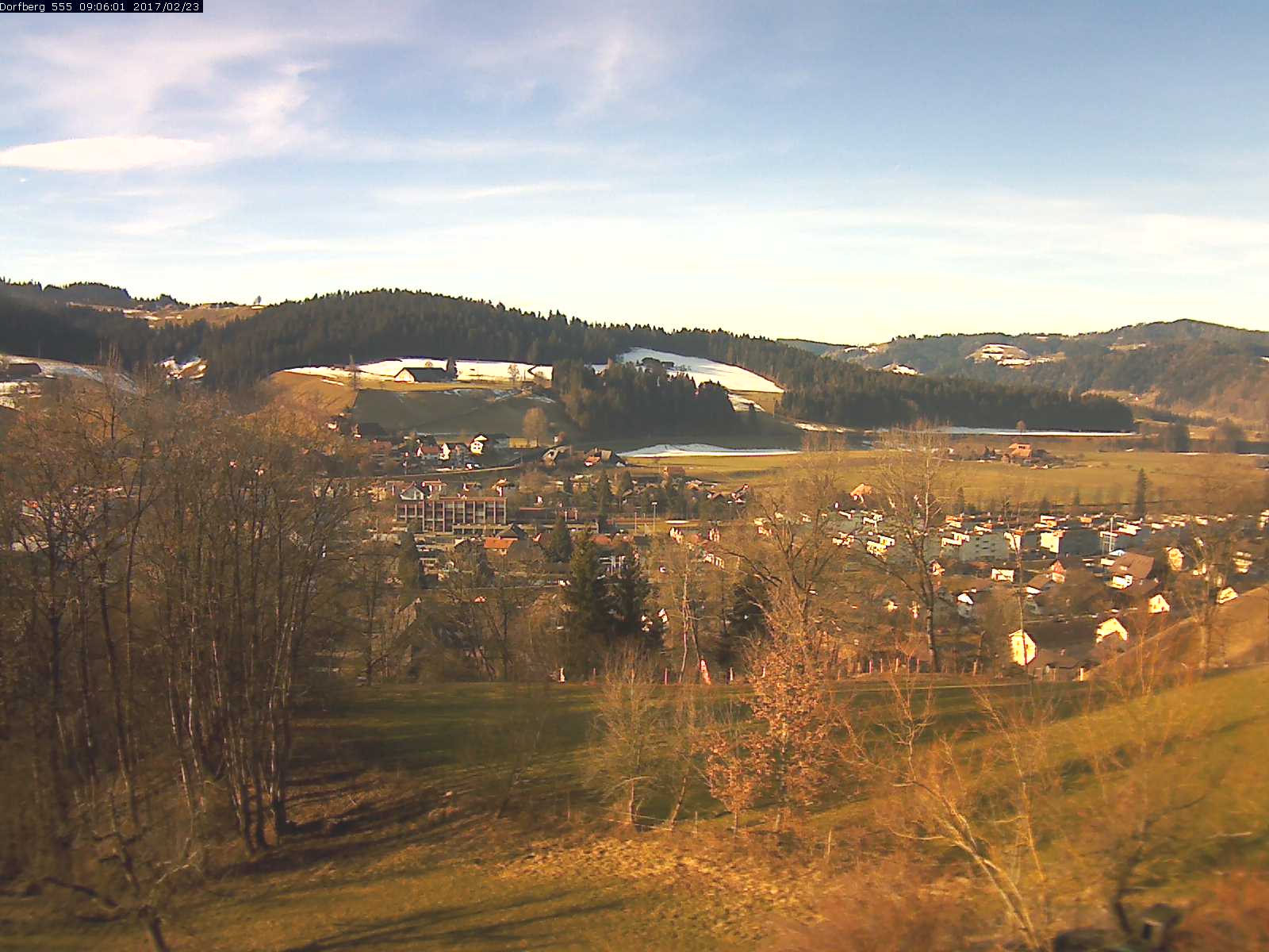 Webcam-Bild: Aussicht vom Dorfberg in Langnau 20170223-090601