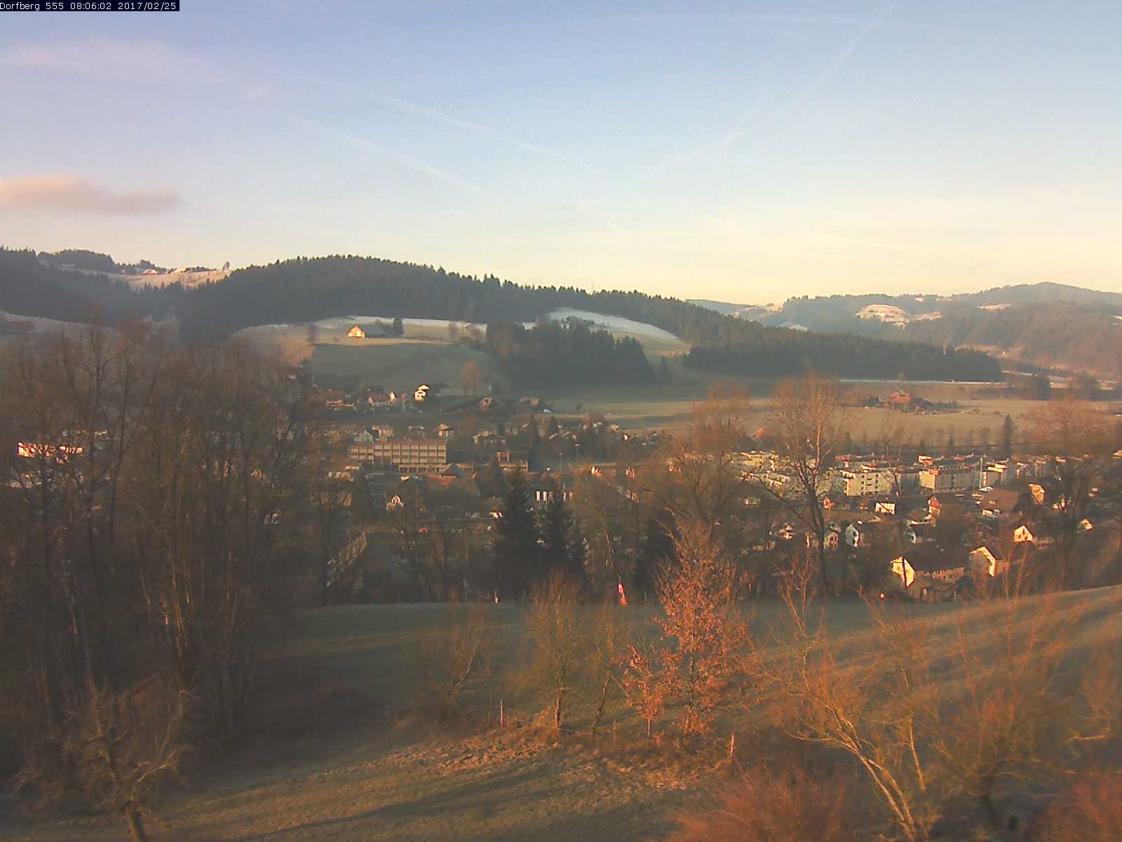 Webcam-Bild: Aussicht vom Dorfberg in Langnau 20170225-080601