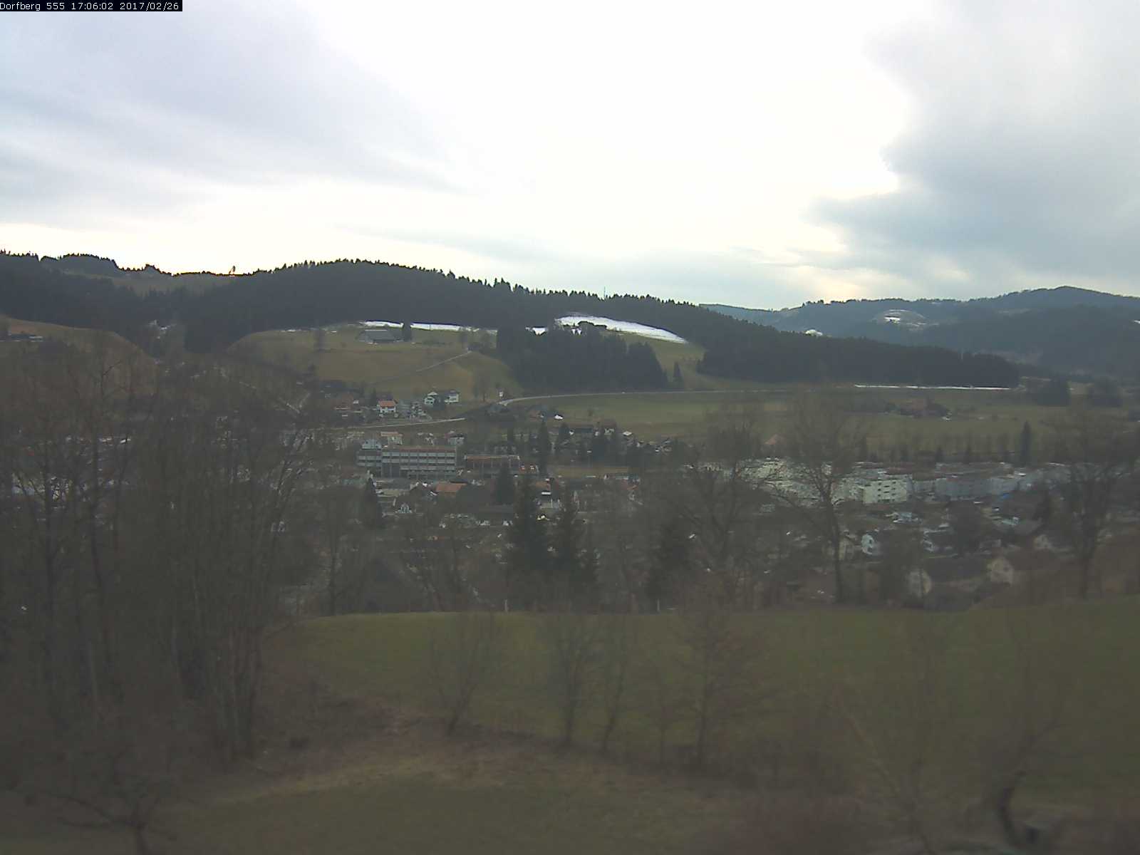 Webcam-Bild: Aussicht vom Dorfberg in Langnau 20170226-170601