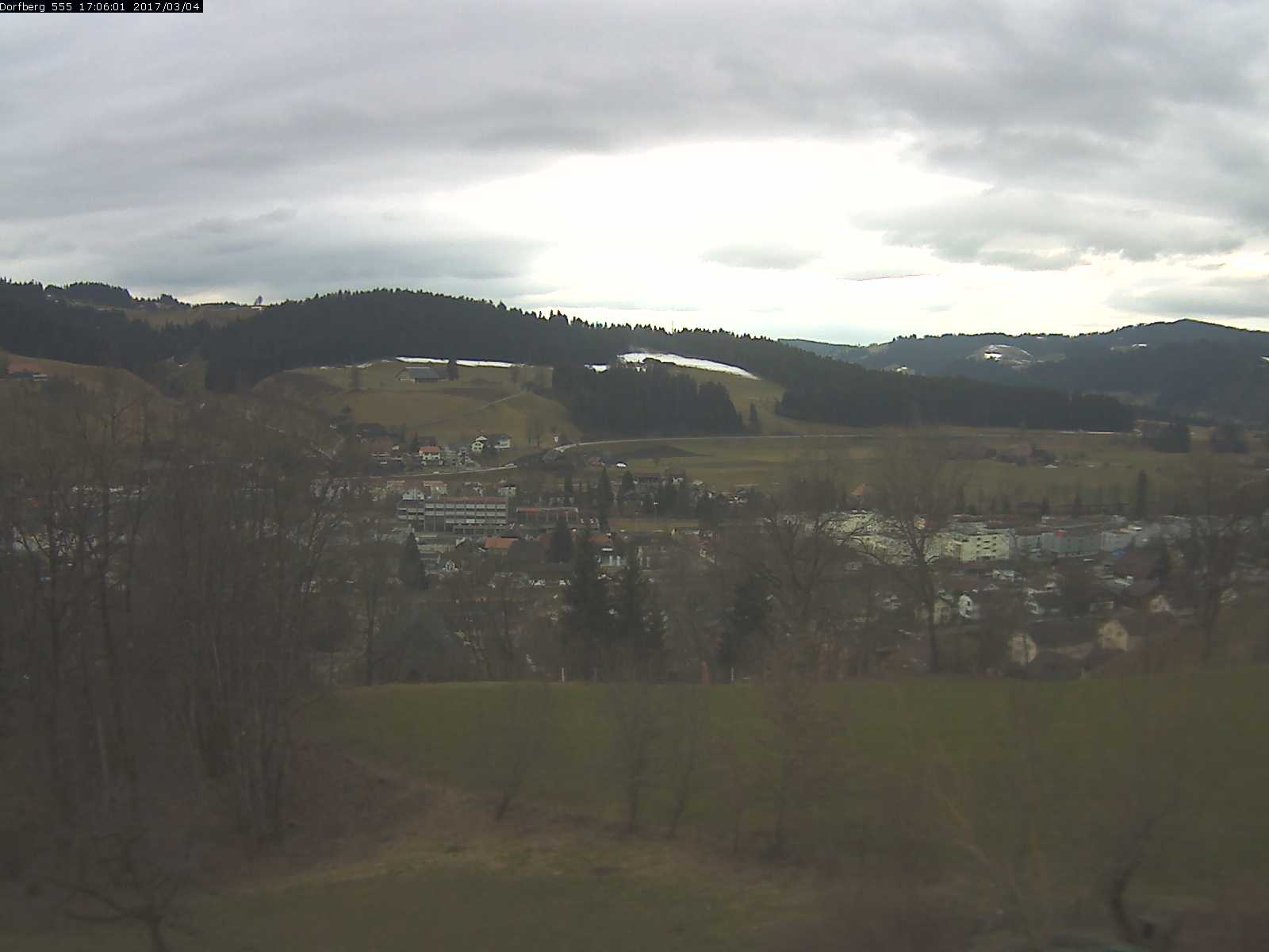 Webcam-Bild: Aussicht vom Dorfberg in Langnau 20170304-170601
