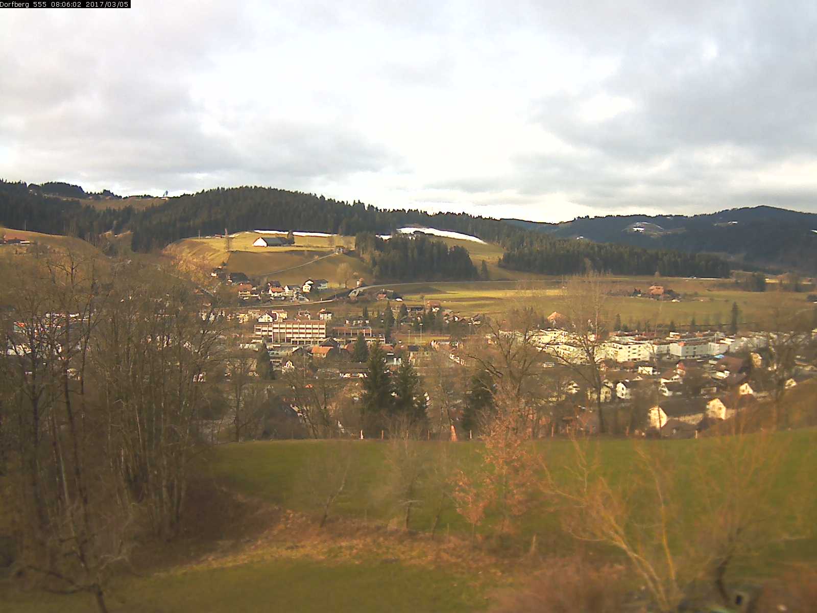 Webcam-Bild: Aussicht vom Dorfberg in Langnau 20170305-080602