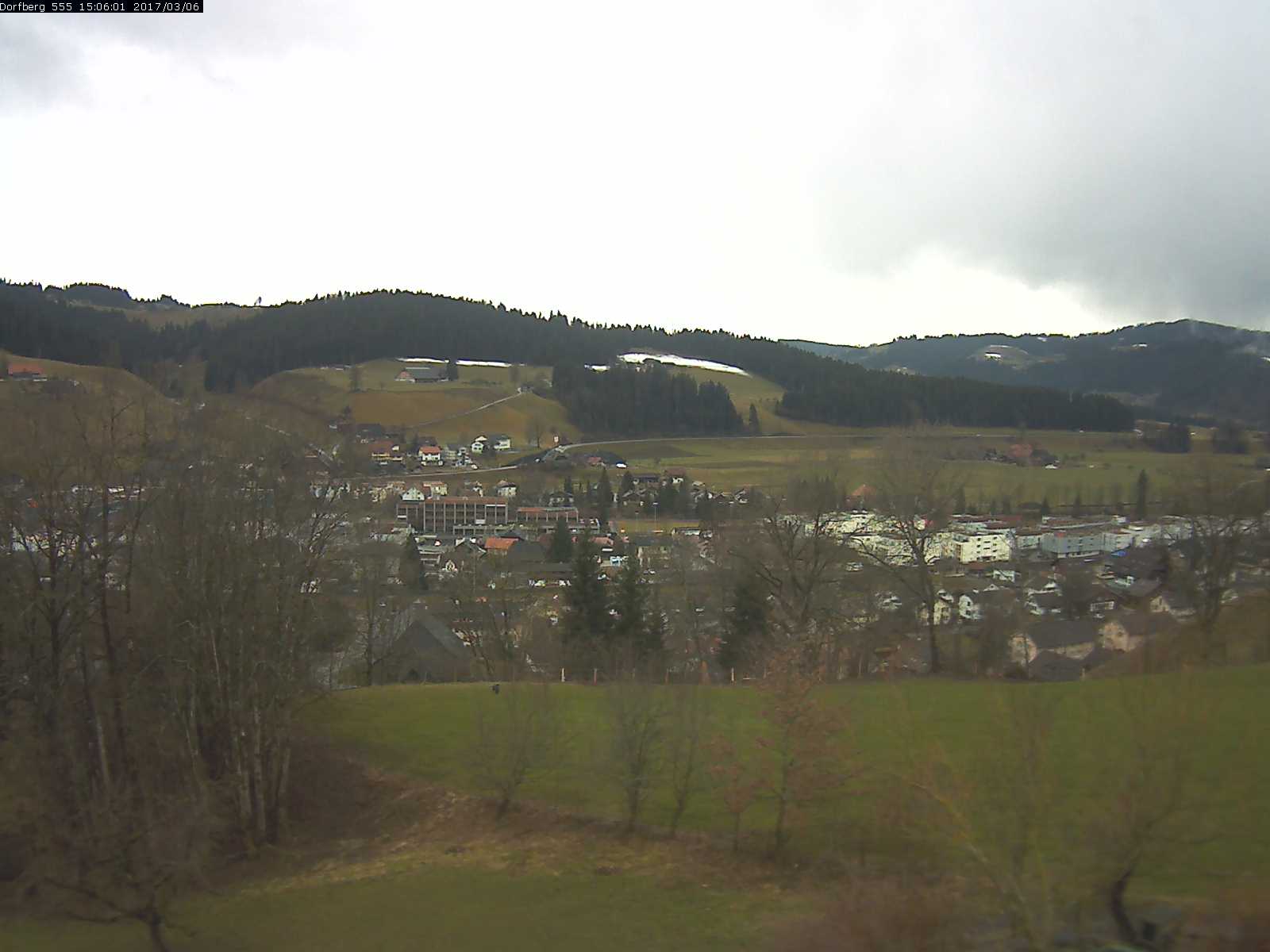 Webcam-Bild: Aussicht vom Dorfberg in Langnau 20170306-150601