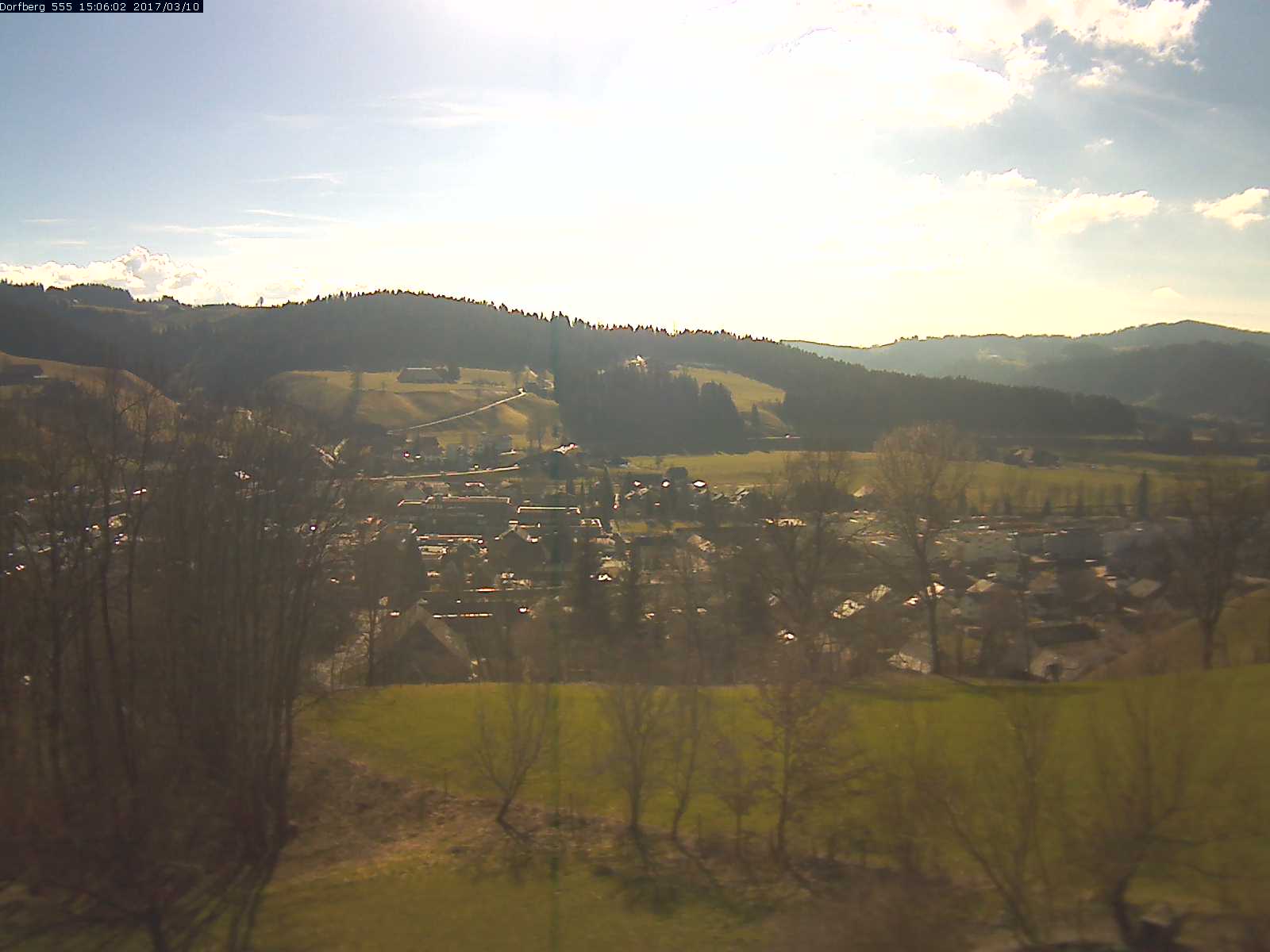Webcam-Bild: Aussicht vom Dorfberg in Langnau 20170310-150601