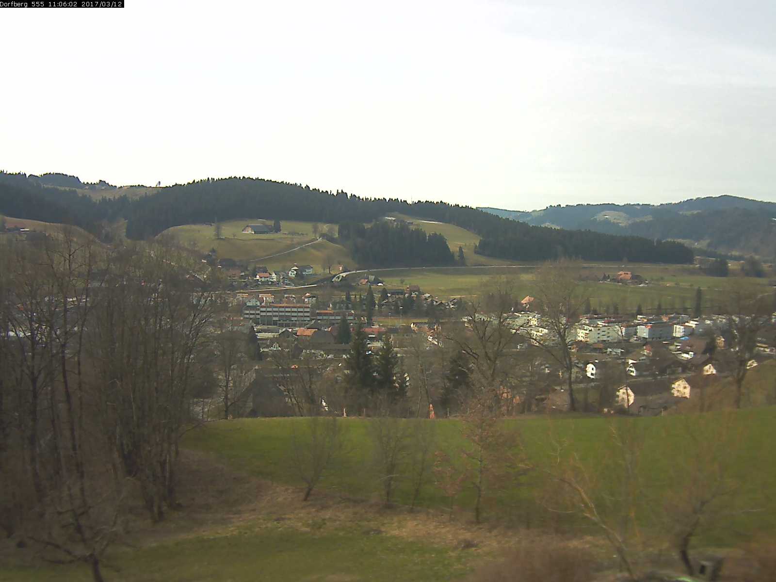 Webcam-Bild: Aussicht vom Dorfberg in Langnau 20170312-110601