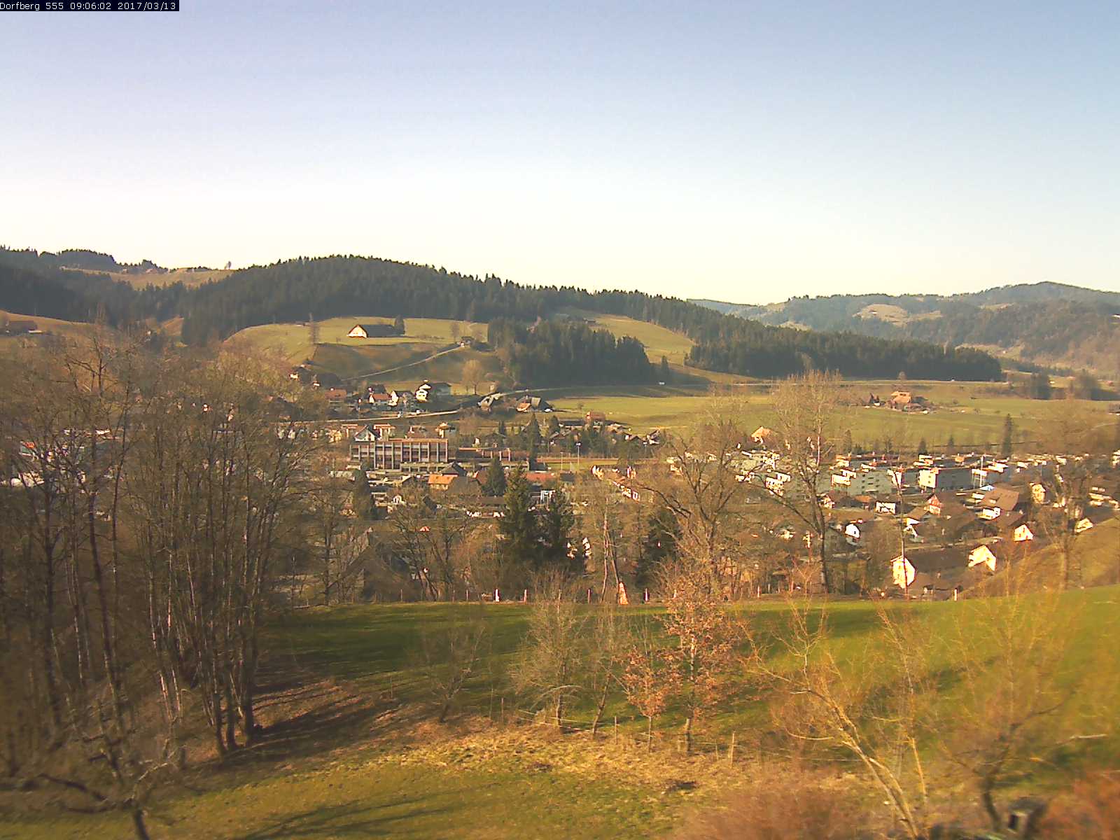 Webcam-Bild: Aussicht vom Dorfberg in Langnau 20170313-090601