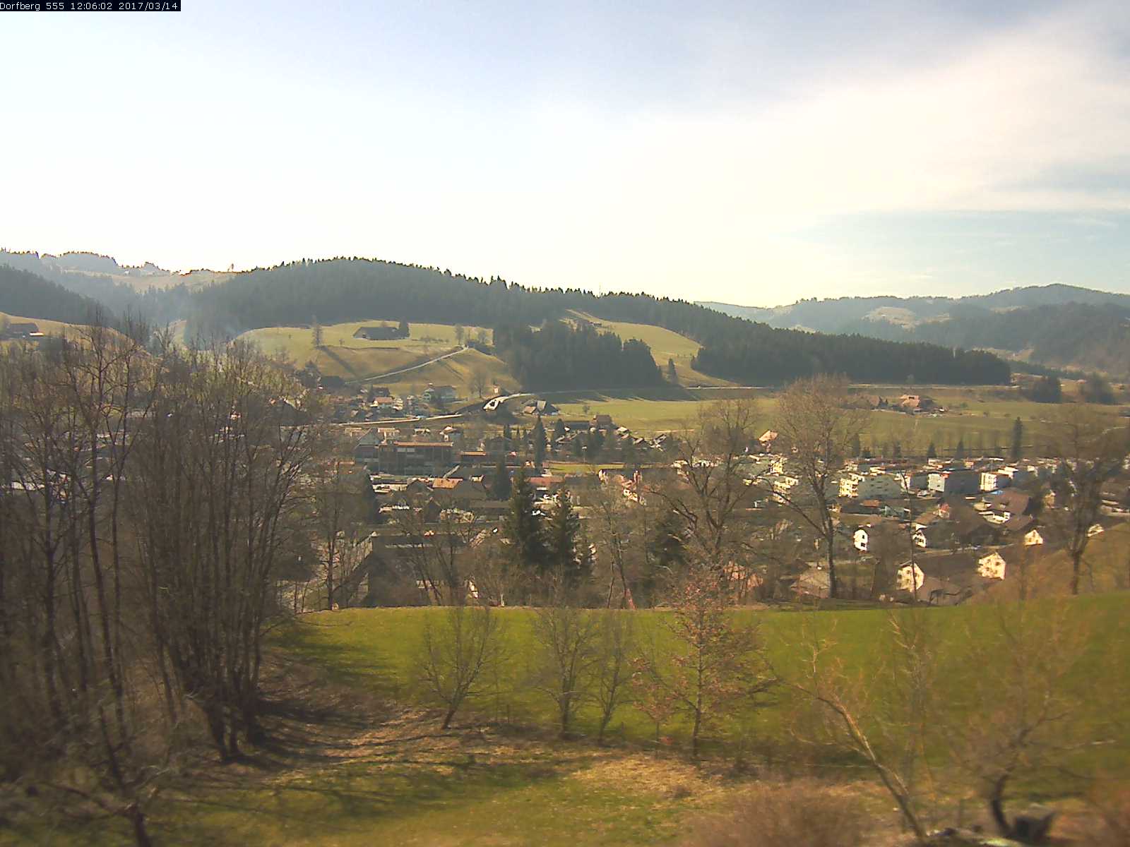 Webcam-Bild: Aussicht vom Dorfberg in Langnau 20170314-120601