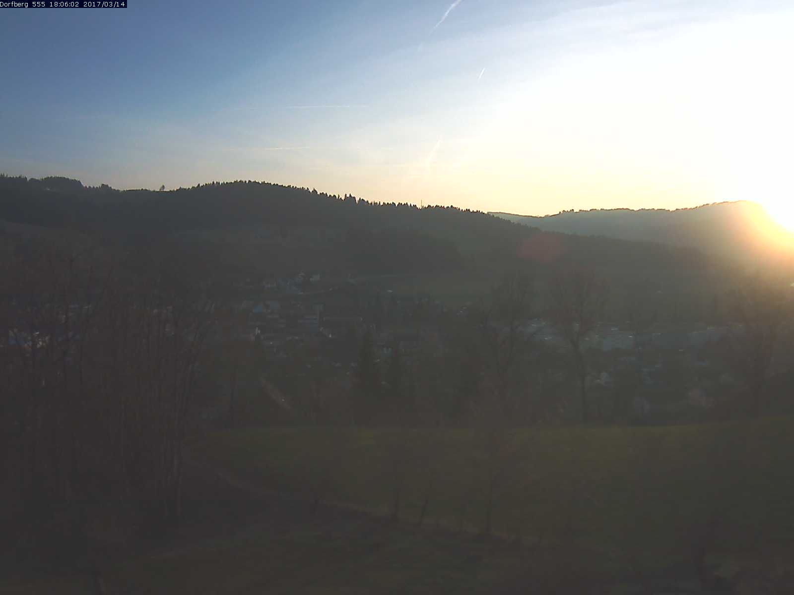 Webcam-Bild: Aussicht vom Dorfberg in Langnau 20170314-180601