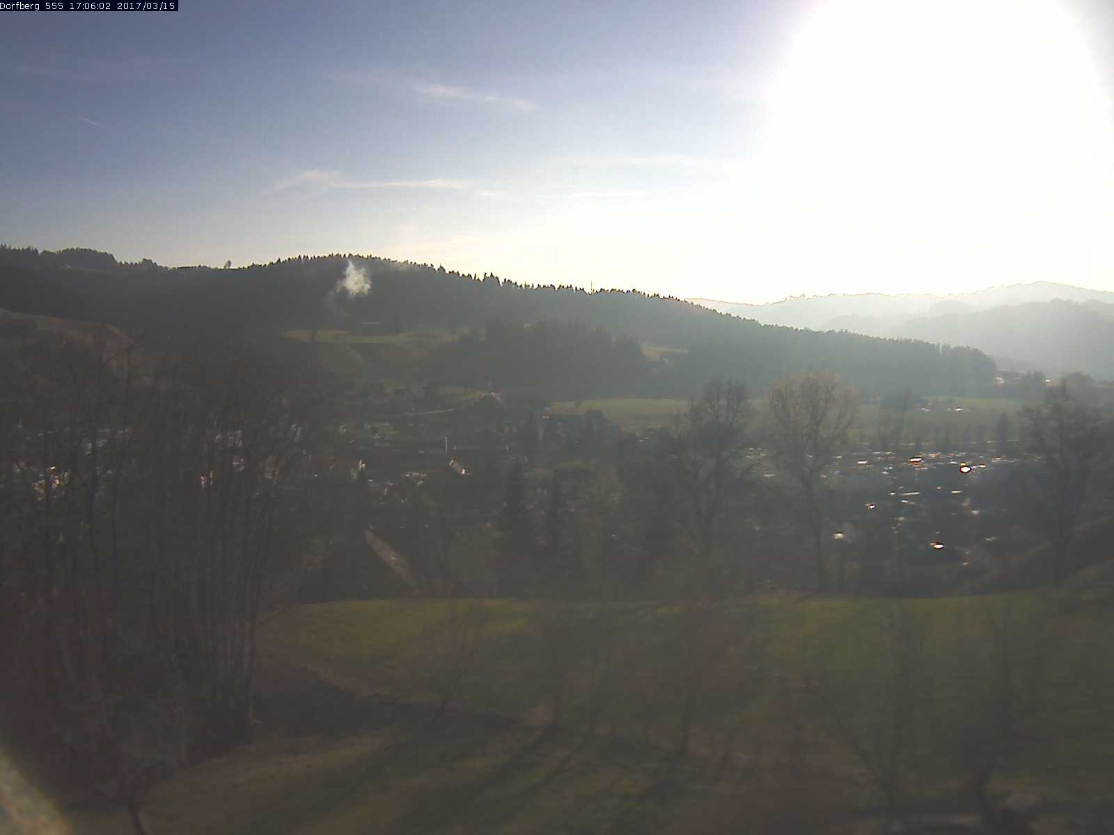 Webcam-Bild: Aussicht vom Dorfberg in Langnau 20170315-170601
