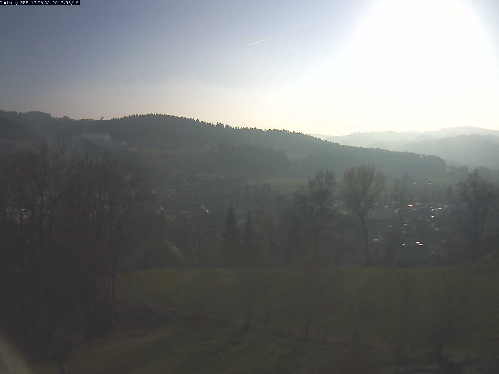 Webcam-Bild: Aussicht vom Dorfberg in Langnau 20170316-170601