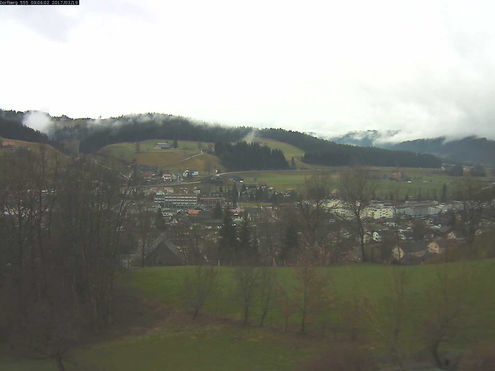 Webcam-Bild: Aussicht vom Dorfberg in Langnau 20170319-090601