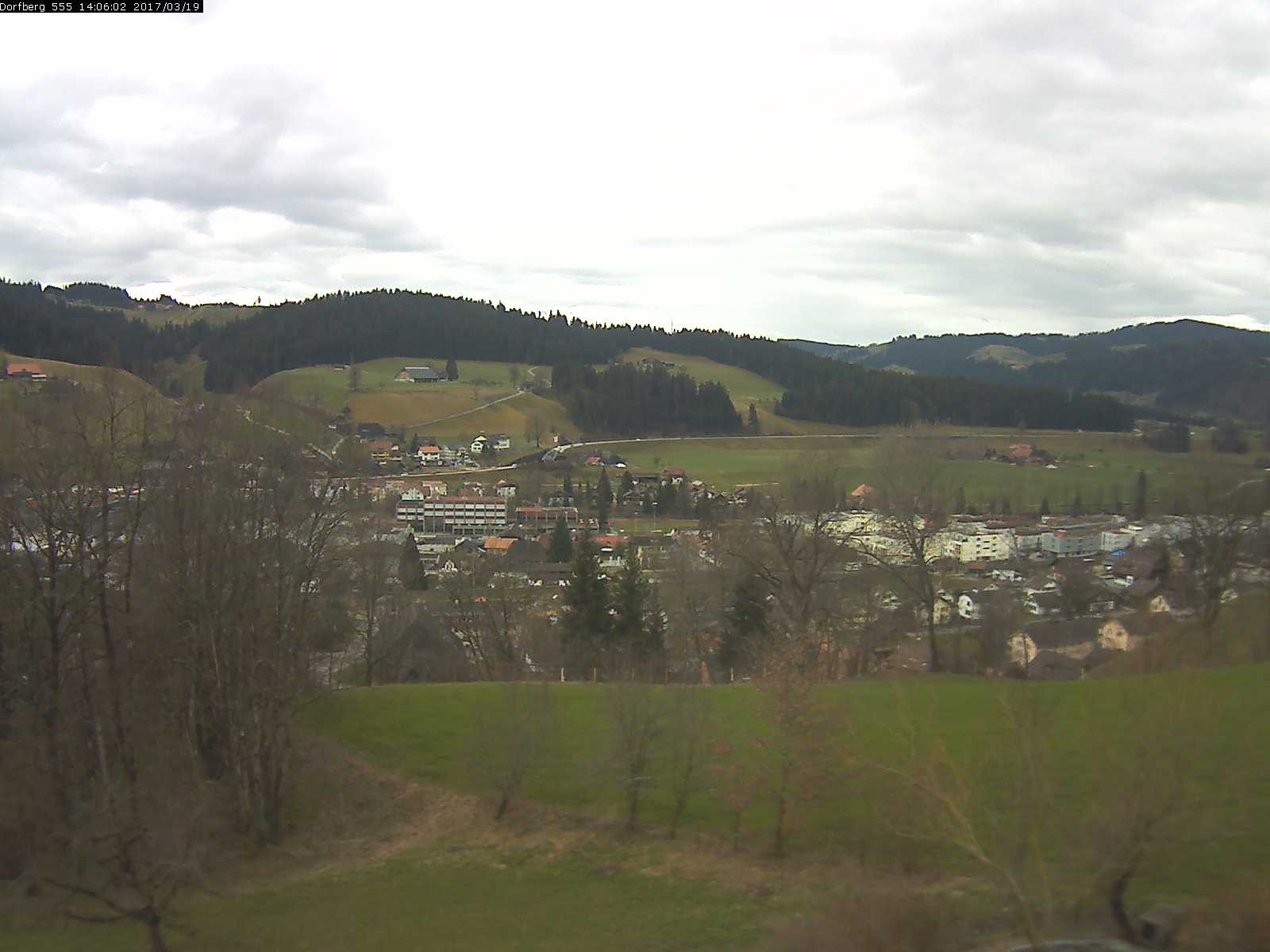 Webcam-Bild: Aussicht vom Dorfberg in Langnau 20170319-140601