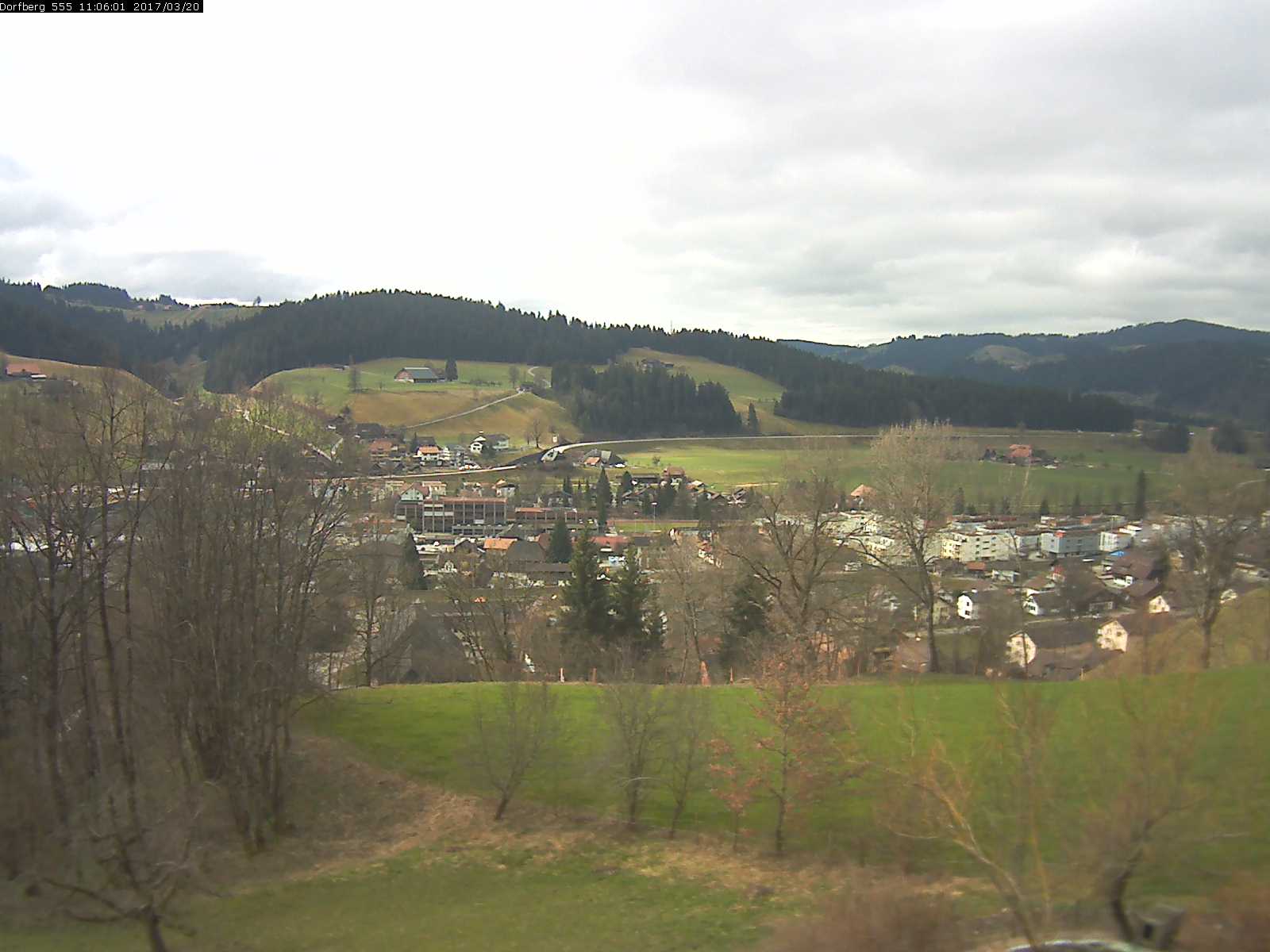 Webcam-Bild: Aussicht vom Dorfberg in Langnau 20170320-110601