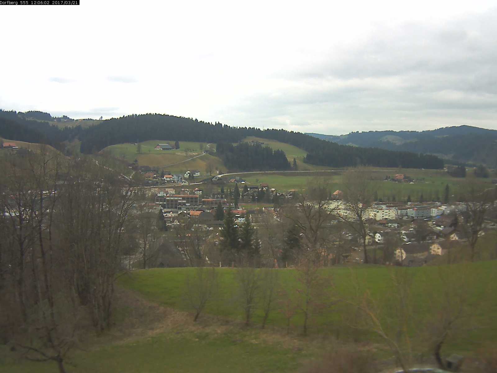 Webcam-Bild: Aussicht vom Dorfberg in Langnau 20170321-120601
