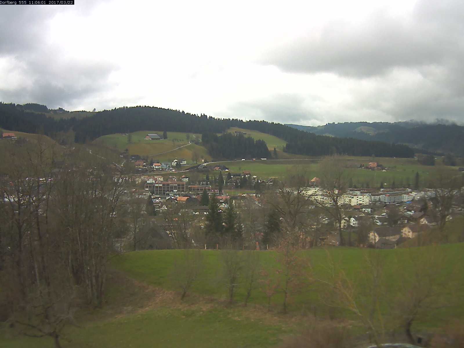 Webcam-Bild: Aussicht vom Dorfberg in Langnau 20170322-110601