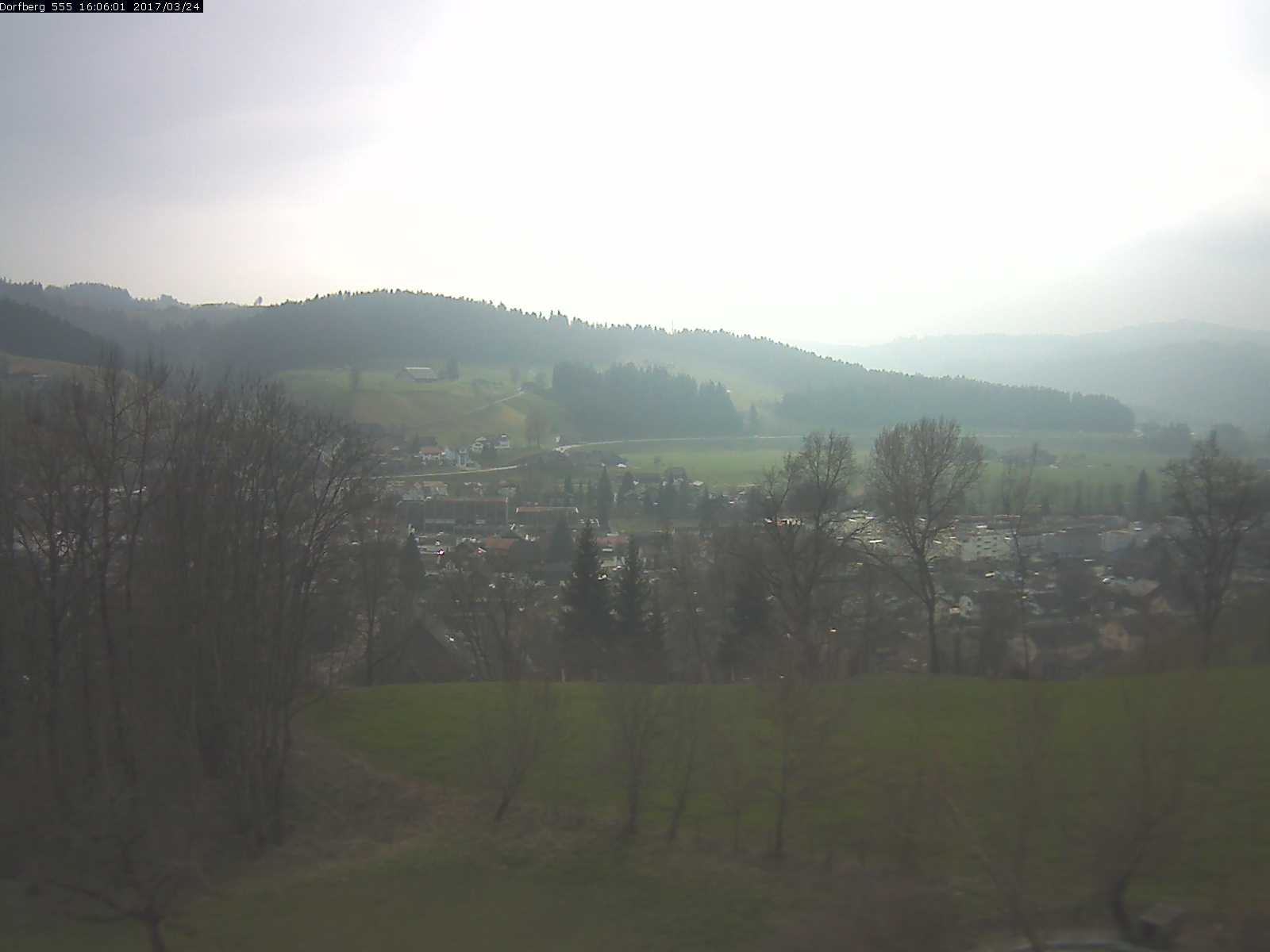 Webcam-Bild: Aussicht vom Dorfberg in Langnau 20170324-160601