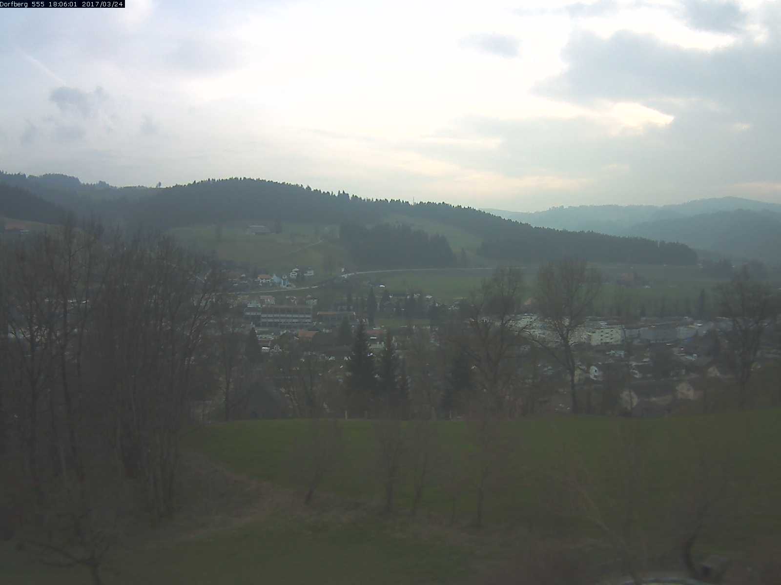 Webcam-Bild: Aussicht vom Dorfberg in Langnau 20170324-180601