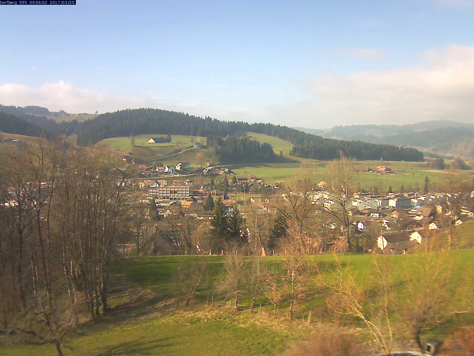 Webcam-Bild: Aussicht vom Dorfberg in Langnau 20170325-090601