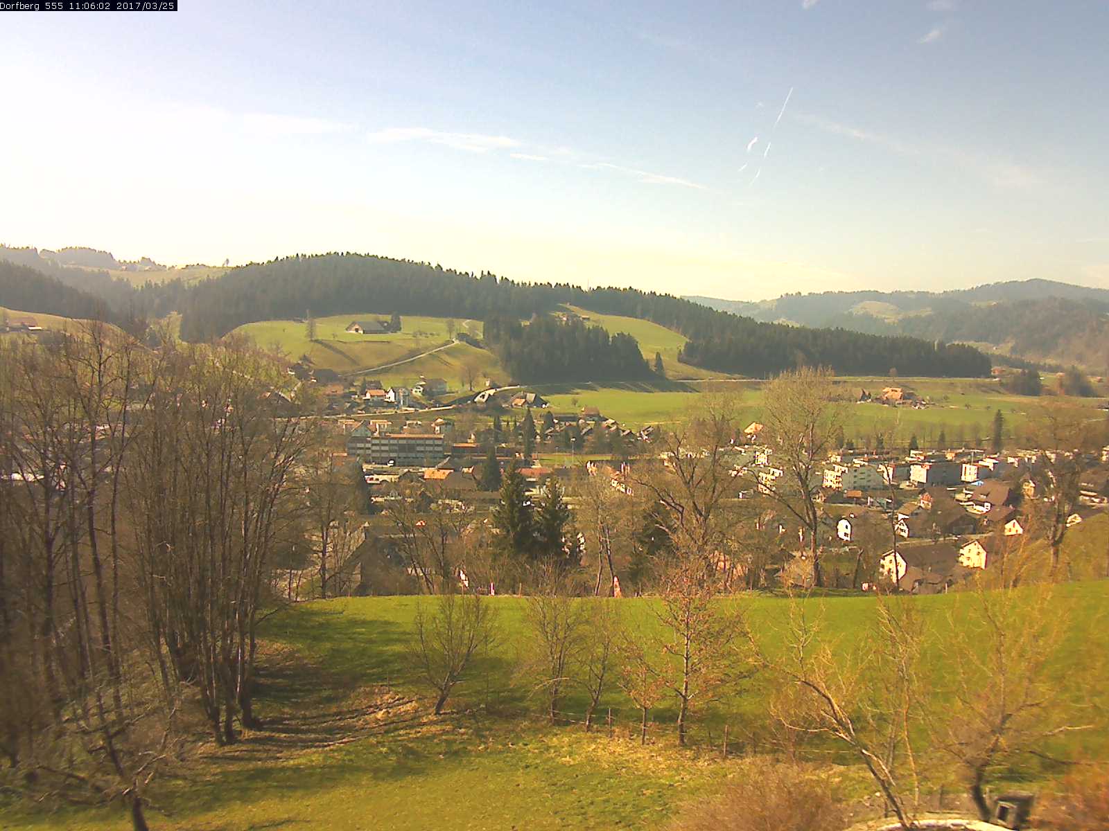 Webcam-Bild: Aussicht vom Dorfberg in Langnau 20170325-110601