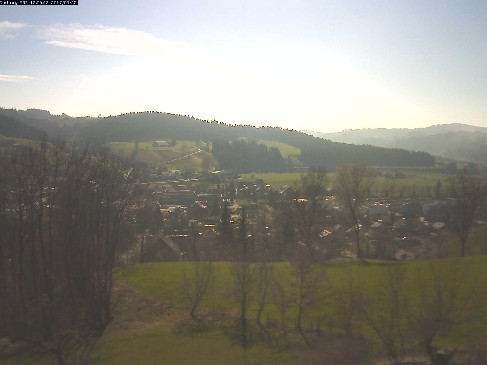 Webcam-Bild: Aussicht vom Dorfberg in Langnau 20170325-150601