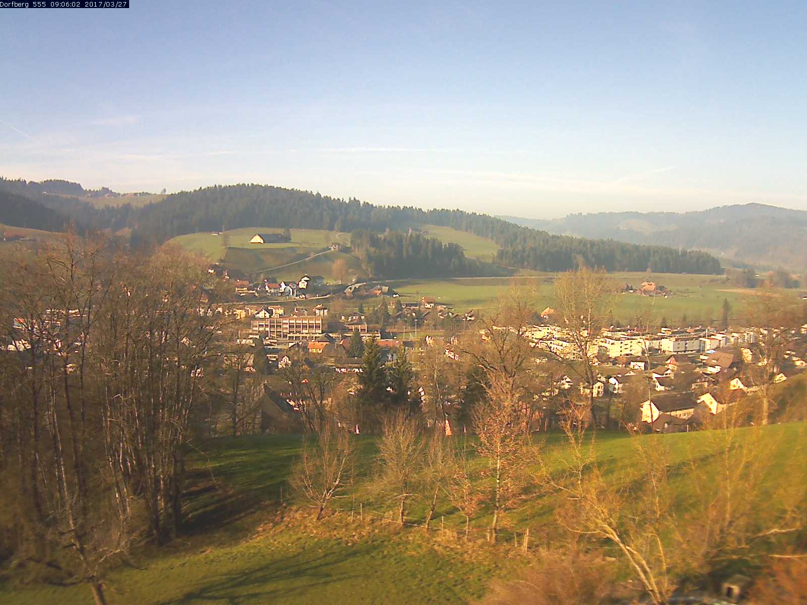 Webcam-Bild: Aussicht vom Dorfberg in Langnau 20170327-090601