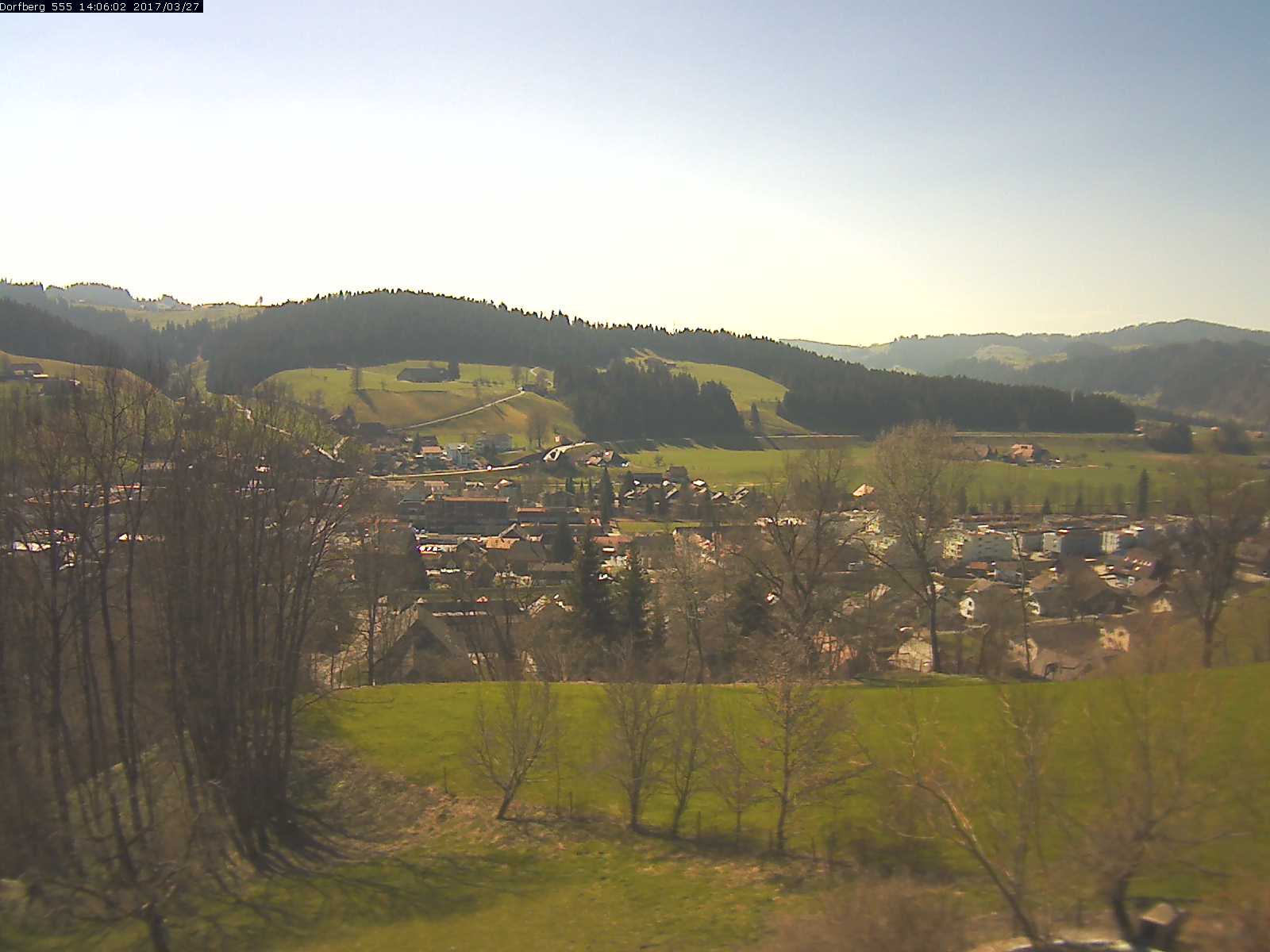 Webcam-Bild: Aussicht vom Dorfberg in Langnau 20170327-140601