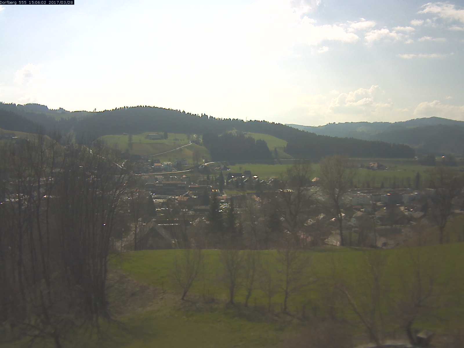 Webcam-Bild: Aussicht vom Dorfberg in Langnau 20170328-150601