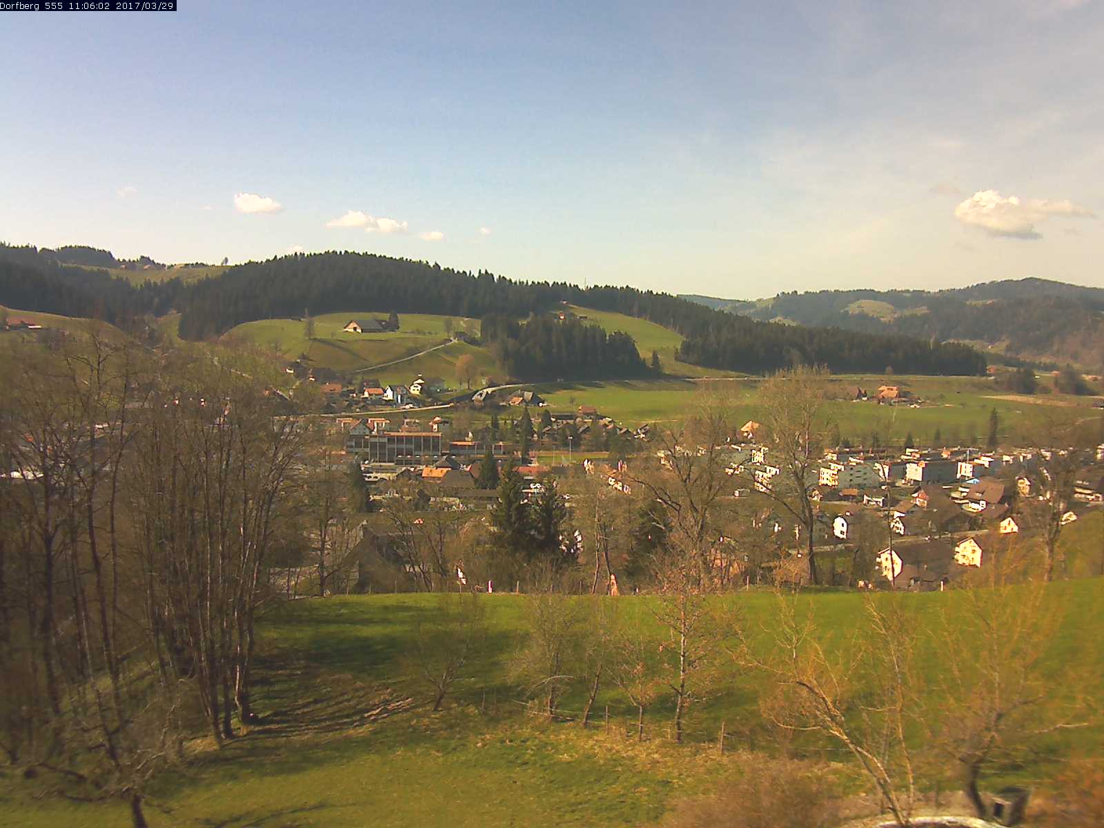 Webcam-Bild: Aussicht vom Dorfberg in Langnau 20170329-110601