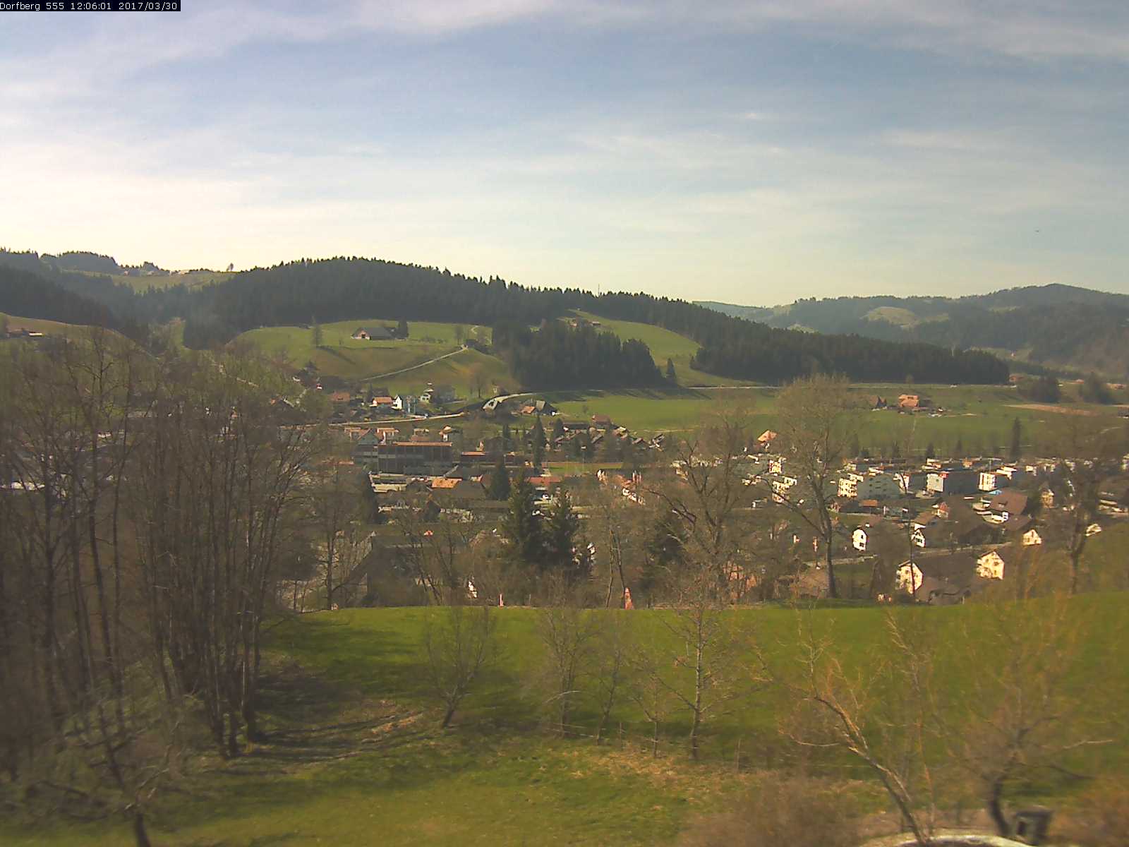 Webcam-Bild: Aussicht vom Dorfberg in Langnau 20170330-120601