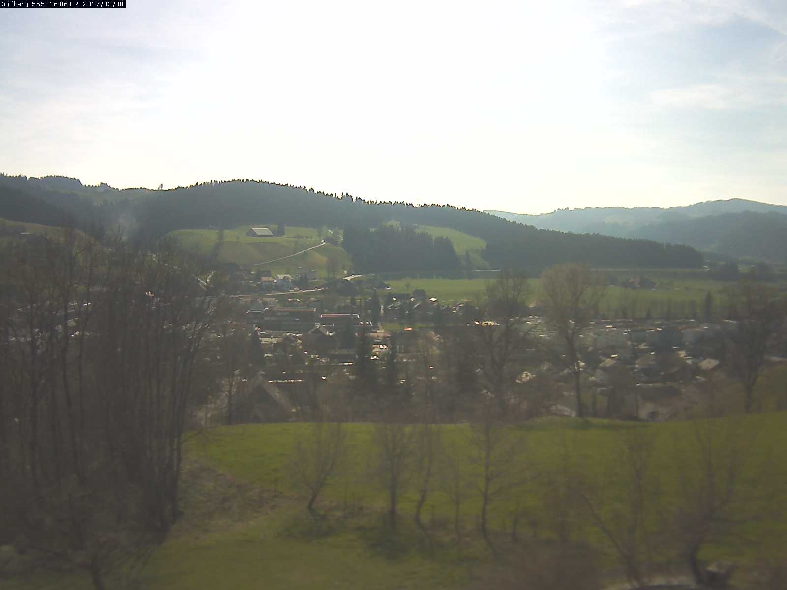 Webcam-Bild: Aussicht vom Dorfberg in Langnau 20170330-160601