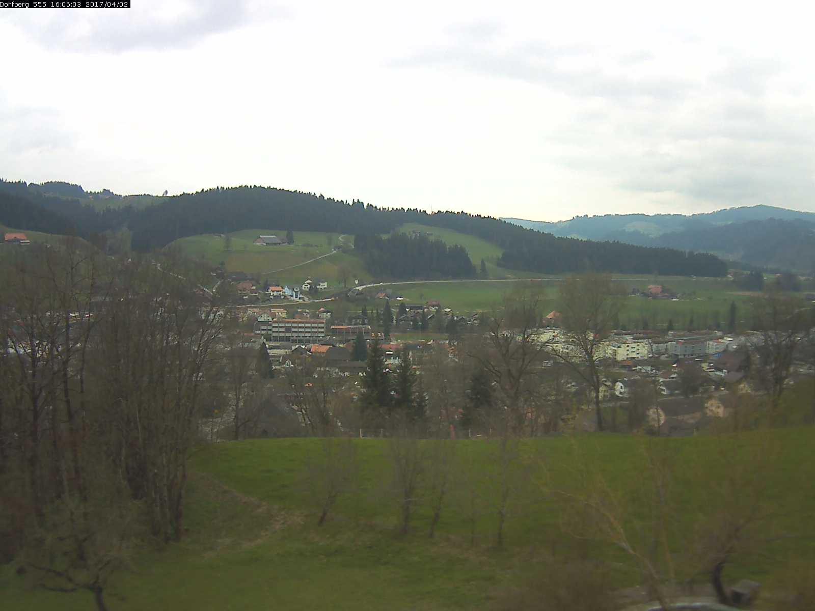Webcam-Bild: Aussicht vom Dorfberg in Langnau 20170402-160601