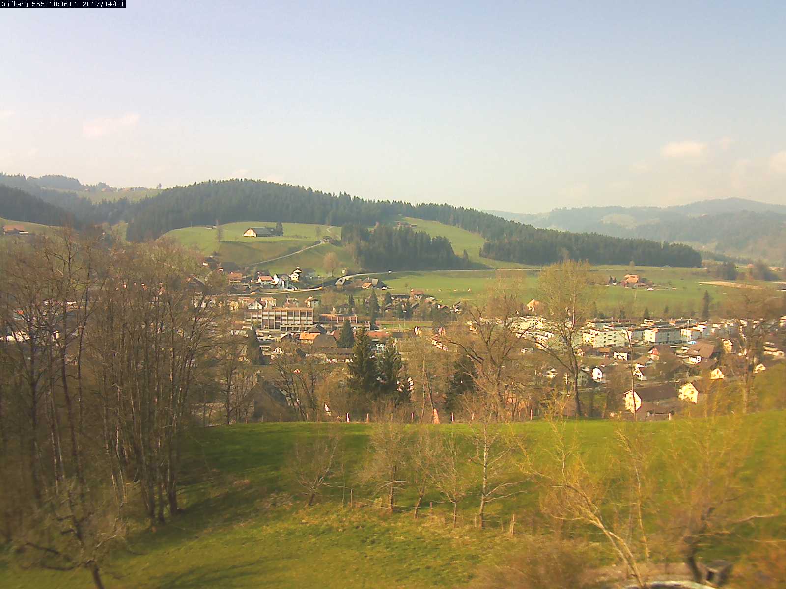 Webcam-Bild: Aussicht vom Dorfberg in Langnau 20170403-100601
