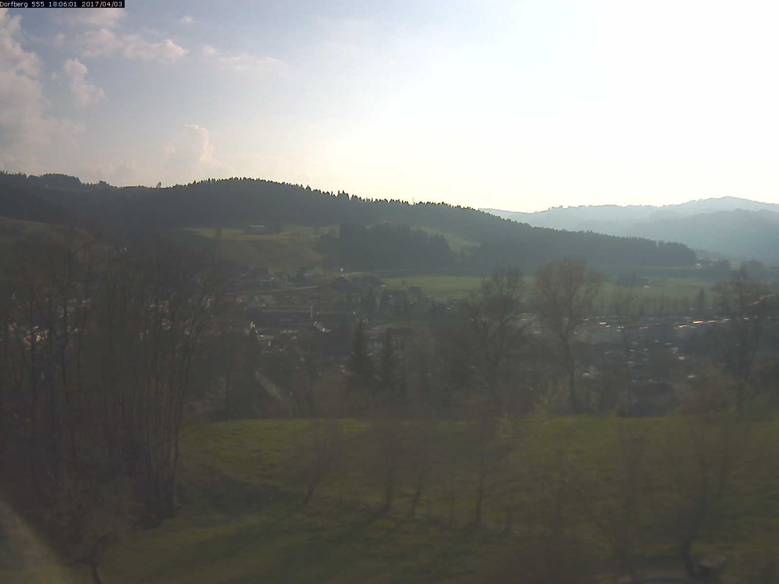Webcam-Bild: Aussicht vom Dorfberg in Langnau 20170403-180601