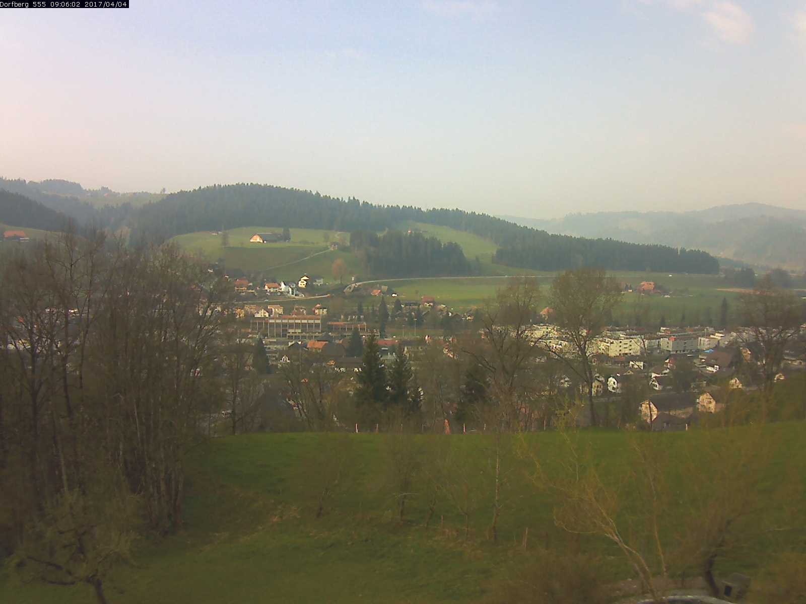 Webcam-Bild: Aussicht vom Dorfberg in Langnau 20170404-090601