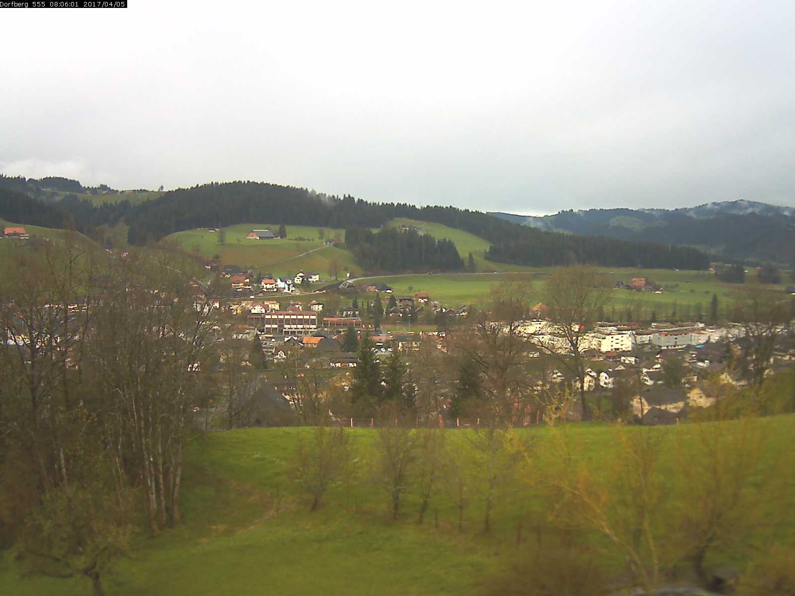Webcam-Bild: Aussicht vom Dorfberg in Langnau 20170405-080601