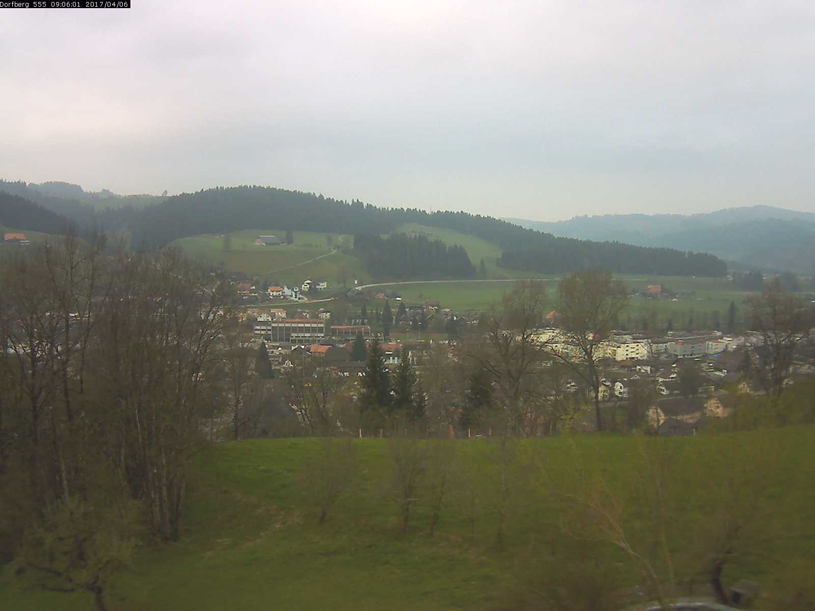 Webcam-Bild: Aussicht vom Dorfberg in Langnau 20170406-090601