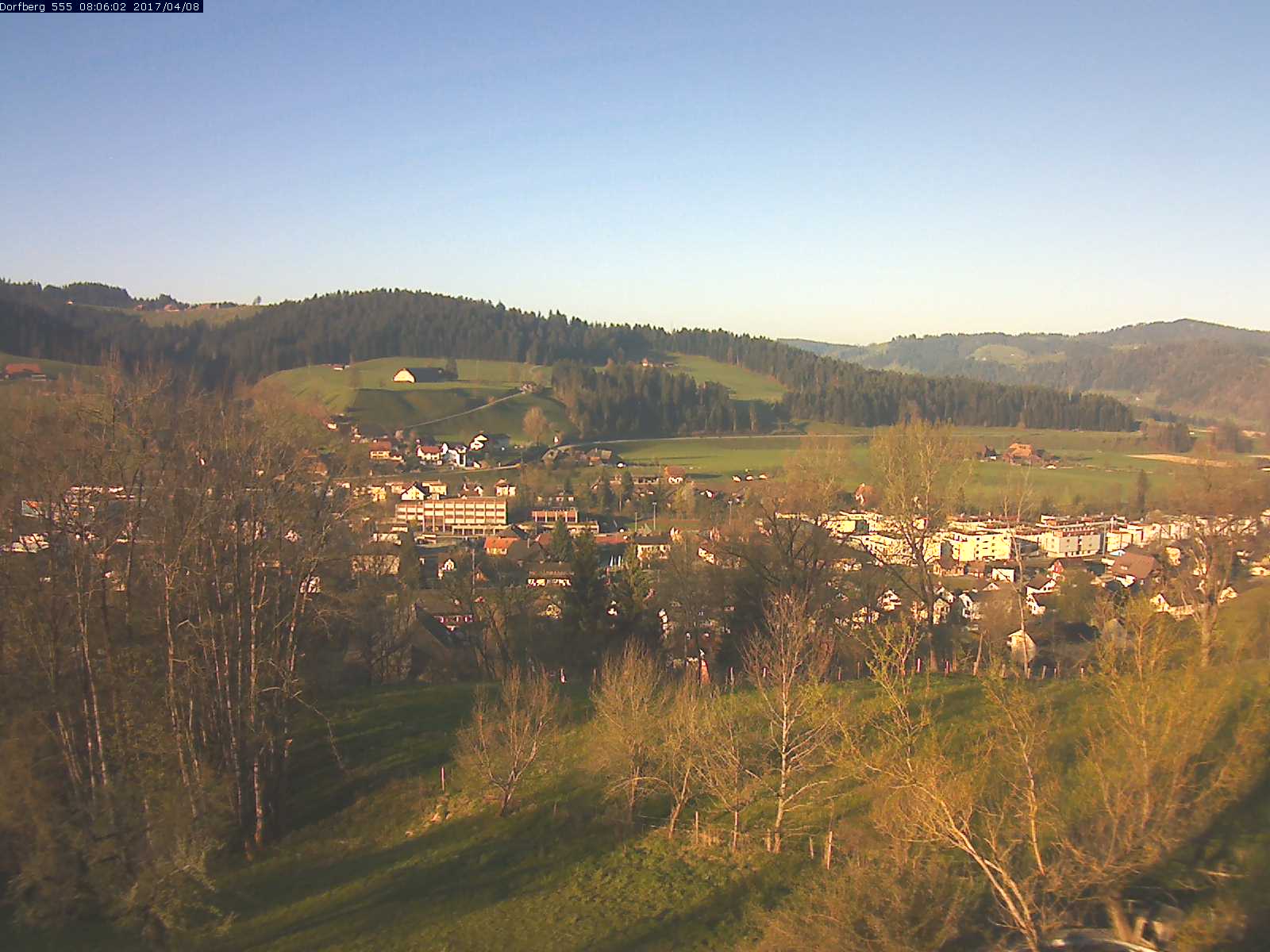Webcam-Bild: Aussicht vom Dorfberg in Langnau 20170408-080601