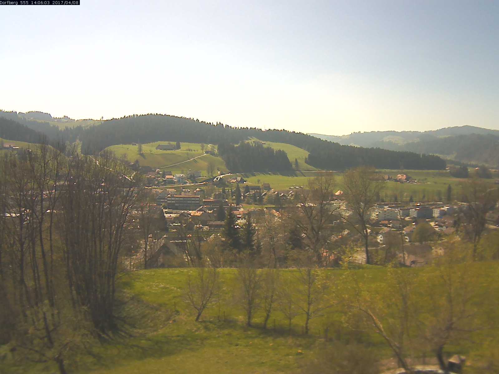 Webcam-Bild: Aussicht vom Dorfberg in Langnau 20170408-140602