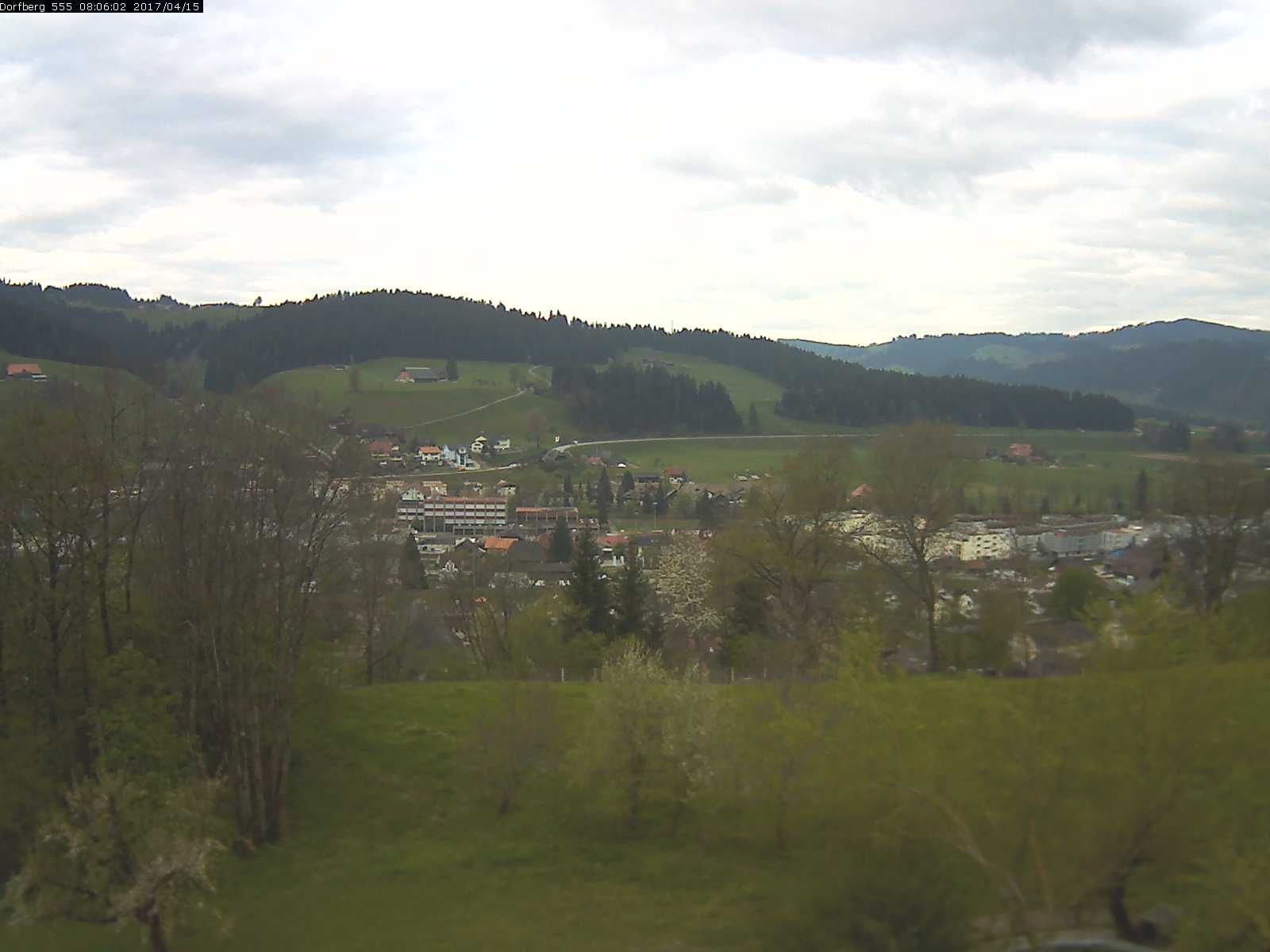 Webcam-Bild: Aussicht vom Dorfberg in Langnau 20170415-080601