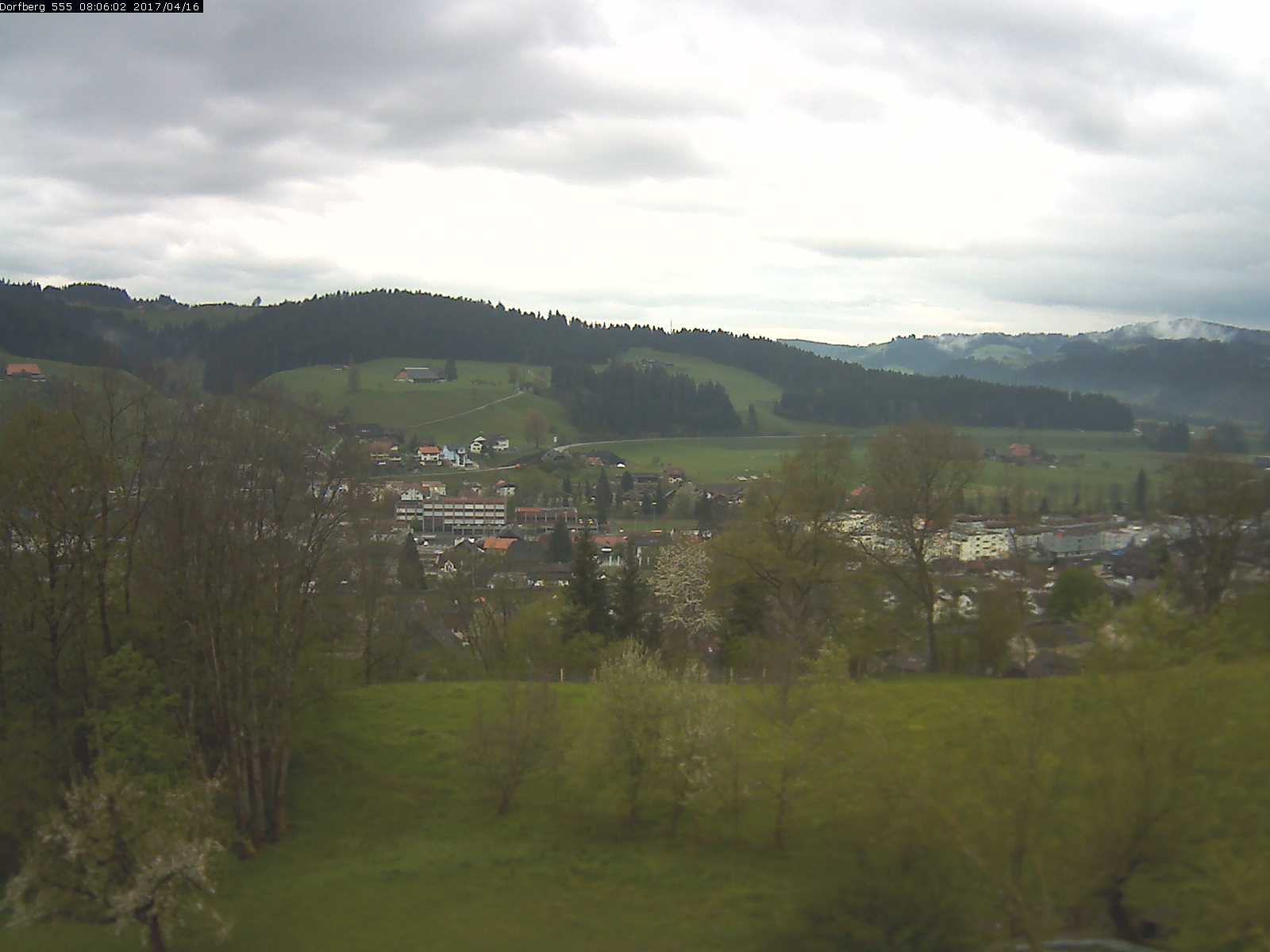 Webcam-Bild: Aussicht vom Dorfberg in Langnau 20170416-080601