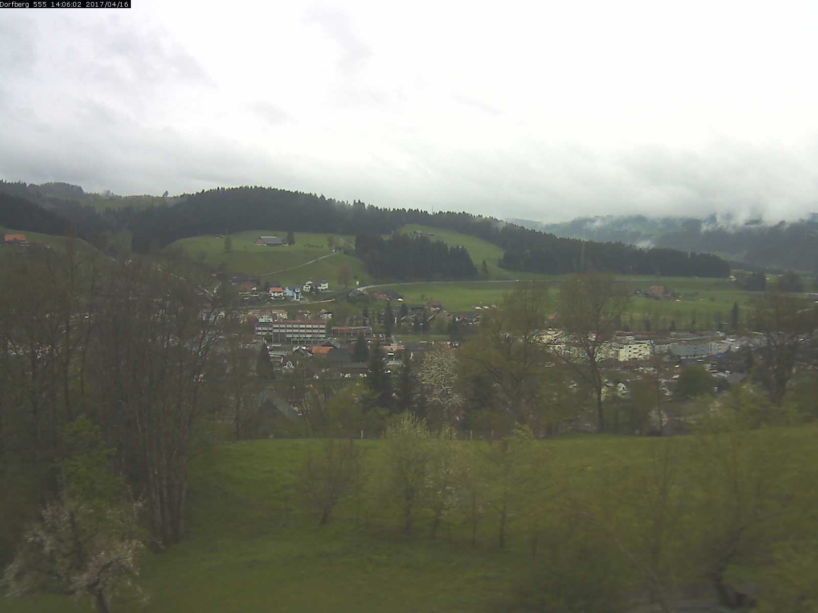 Webcam-Bild: Aussicht vom Dorfberg in Langnau 20170416-140601
