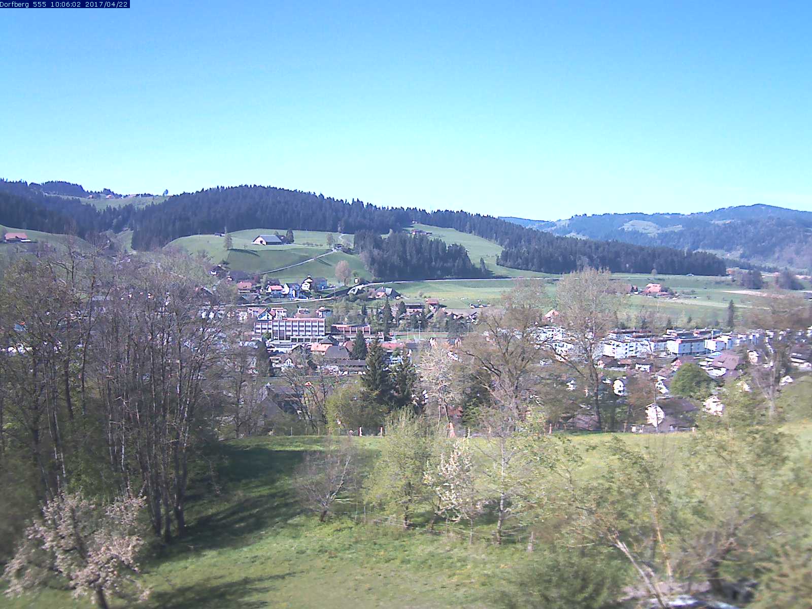 Webcam-Bild: Aussicht vom Dorfberg in Langnau 20170422-100601