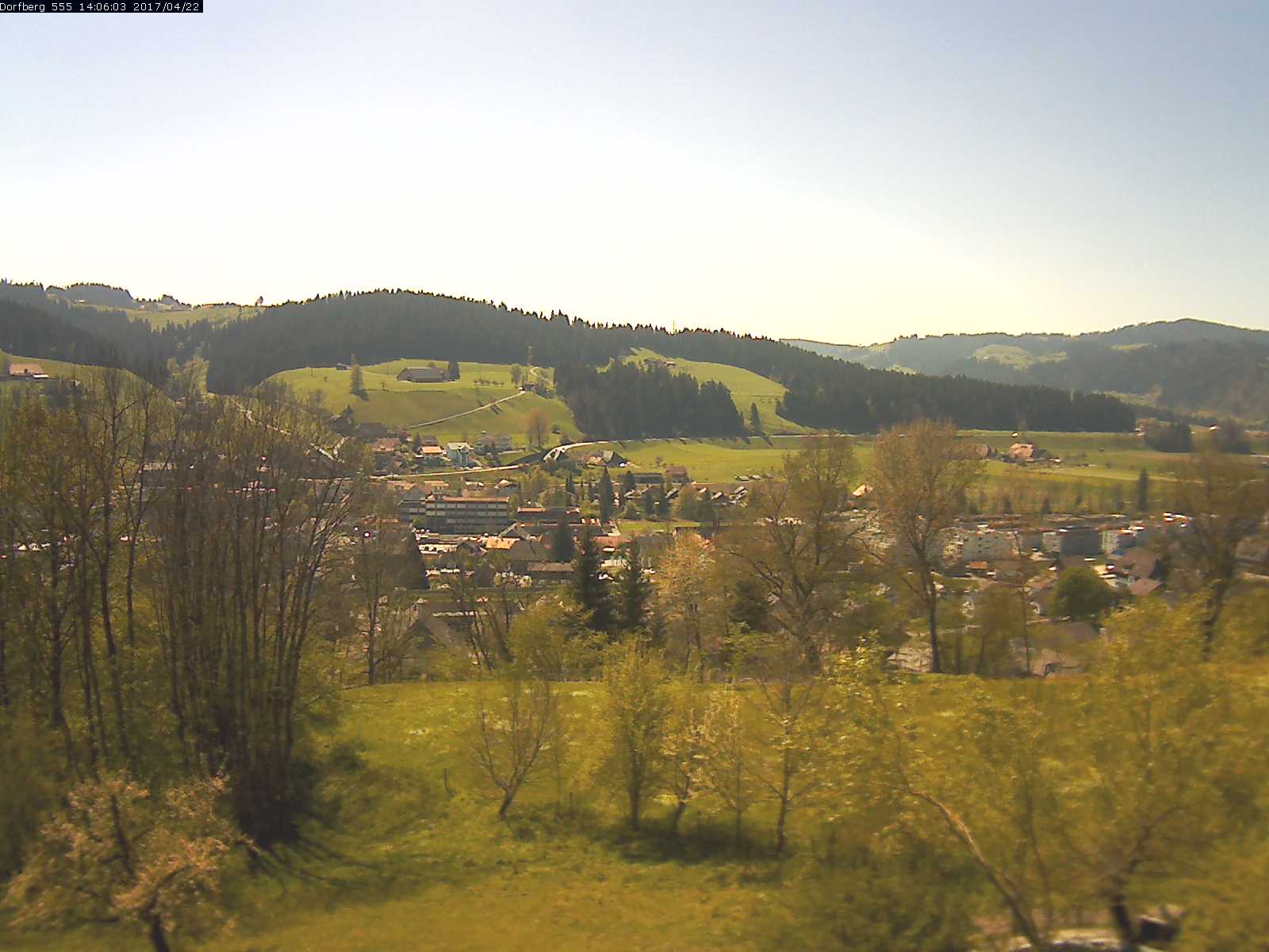 Webcam-Bild: Aussicht vom Dorfberg in Langnau 20170422-140601