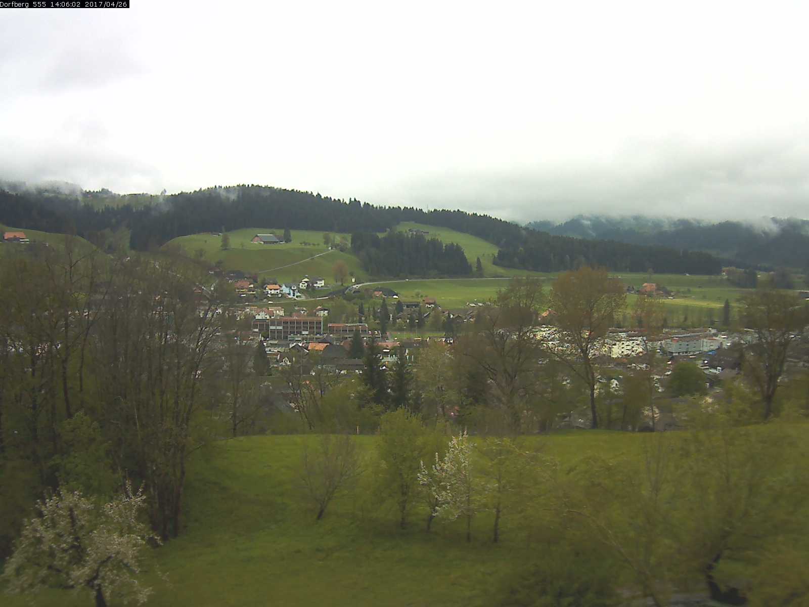 Webcam-Bild: Aussicht vom Dorfberg in Langnau 20170426-140601