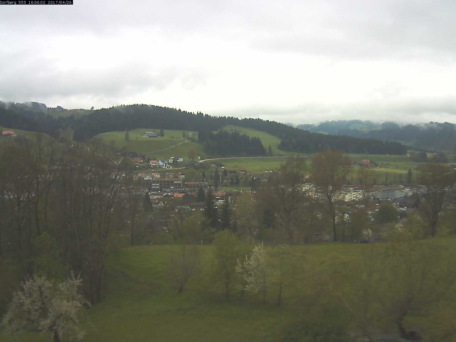 Webcam-Bild: Aussicht vom Dorfberg in Langnau 20170426-160601