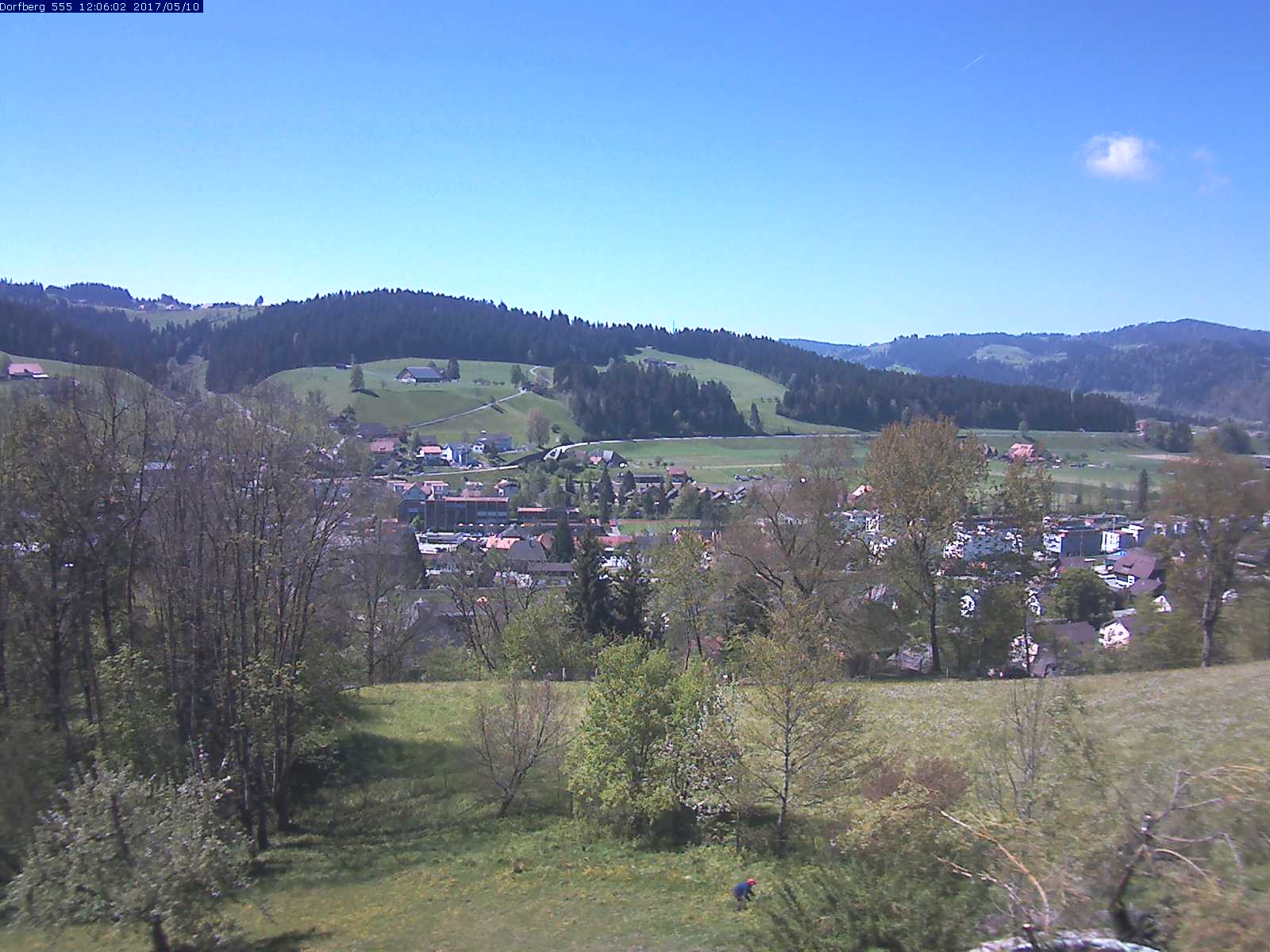 Webcam-Bild: Aussicht vom Dorfberg in Langnau 20170510-120602