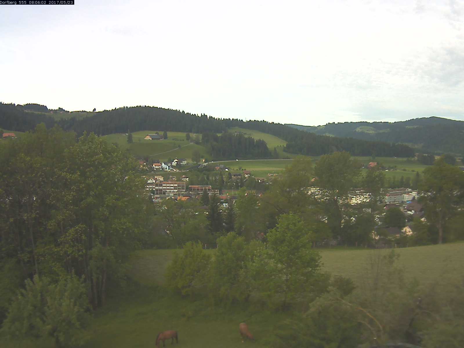 Webcam-Bild: Aussicht vom Dorfberg in Langnau 20170523-080601